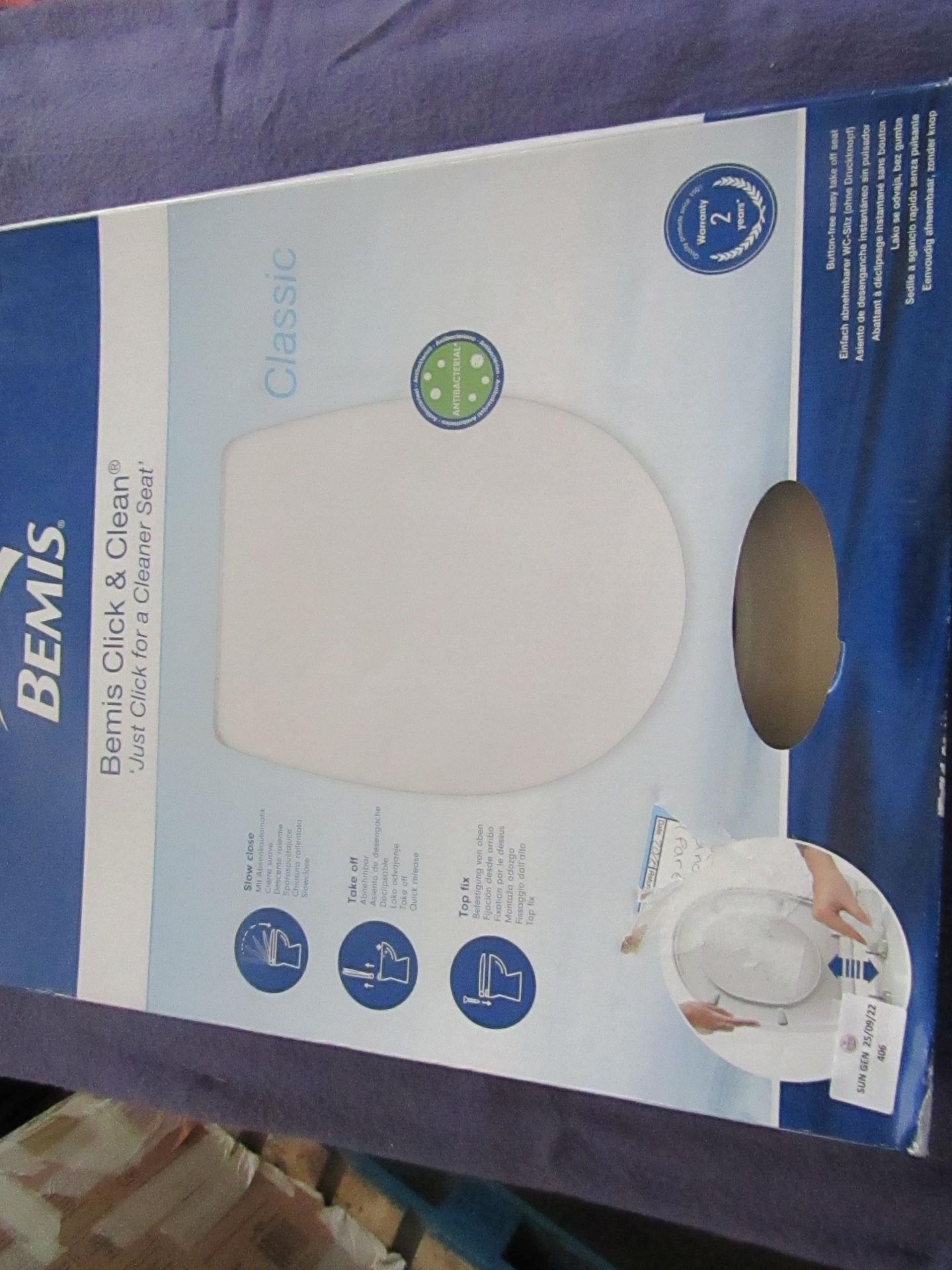 Bemis - Click & Clean Classic White Toilet Seat - Unchecked & Boxed.