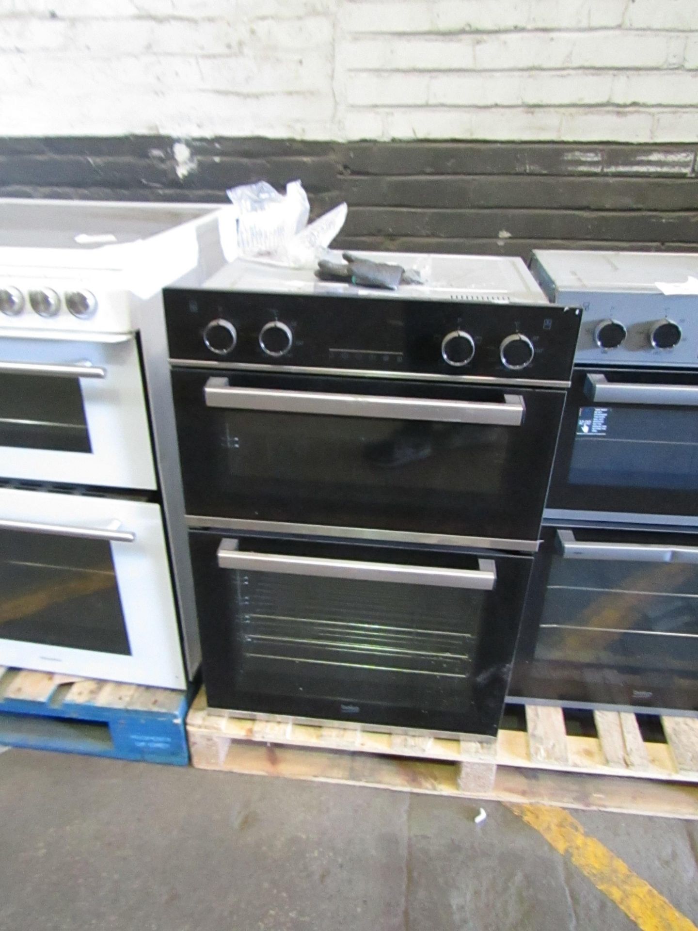 BEKO Pro Recycled Net Electric Double Integrated Oven Stainless Steel BBXDF25300X RRP ??389.00 - The