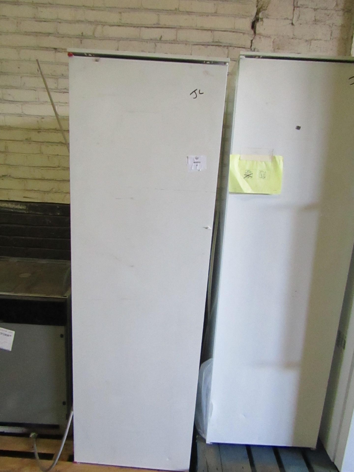 IKEA Single Door Fridge White FROSTIG RRP est. ??299 - The items in this lot are thought to be in