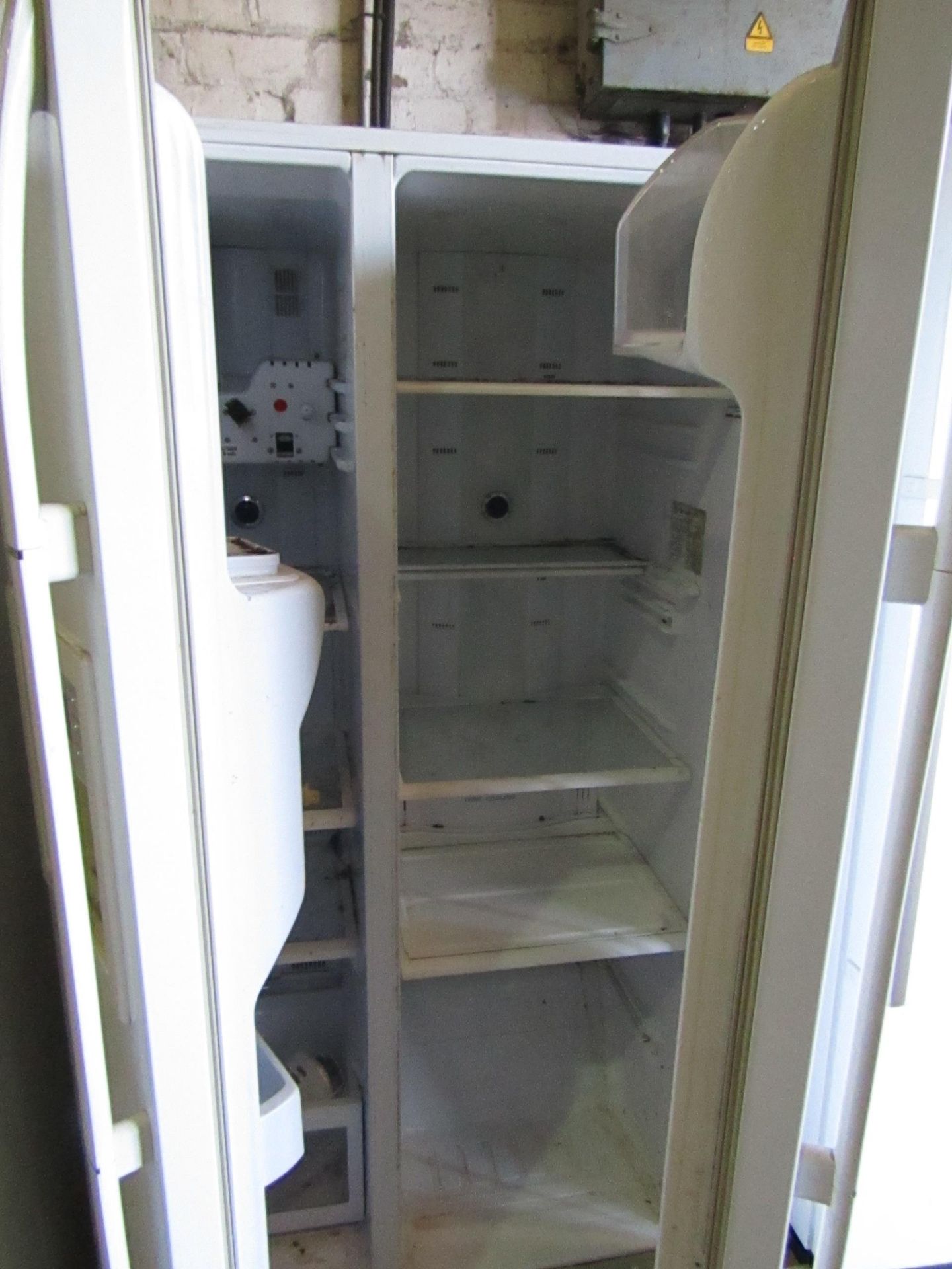 Samsung American Fridge Freezer - Item In Used Condition, Has No Power. - Image 2 of 2