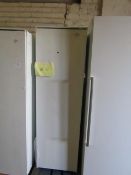 IKEA Single Door Fridge White FROSTIG RRP est. ??299 - The items in this lot are thought to be in