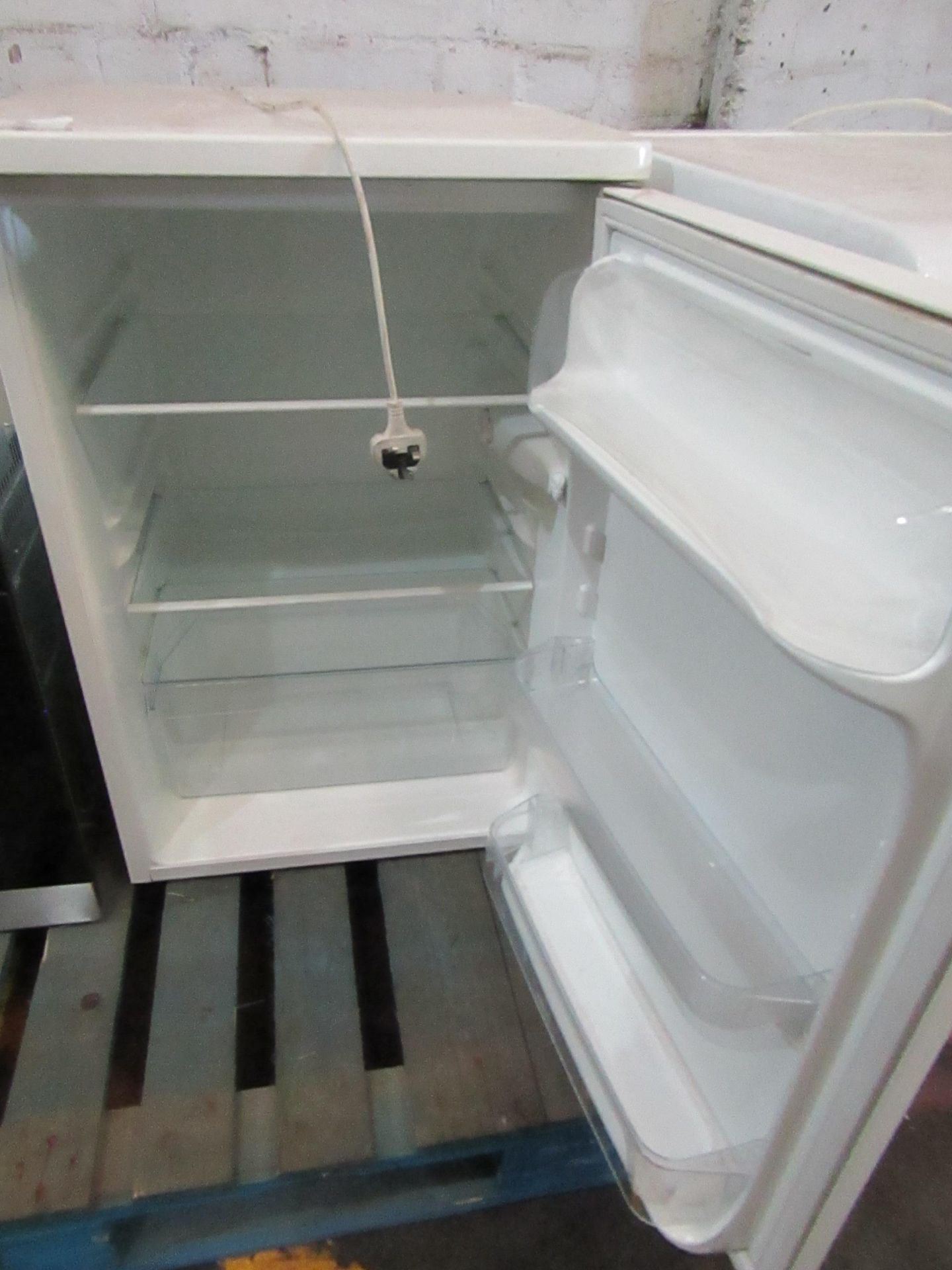 Zanussi - UnderCounter Free-Standing Fridge - Item Tested Working For Coldness. - Image 2 of 2