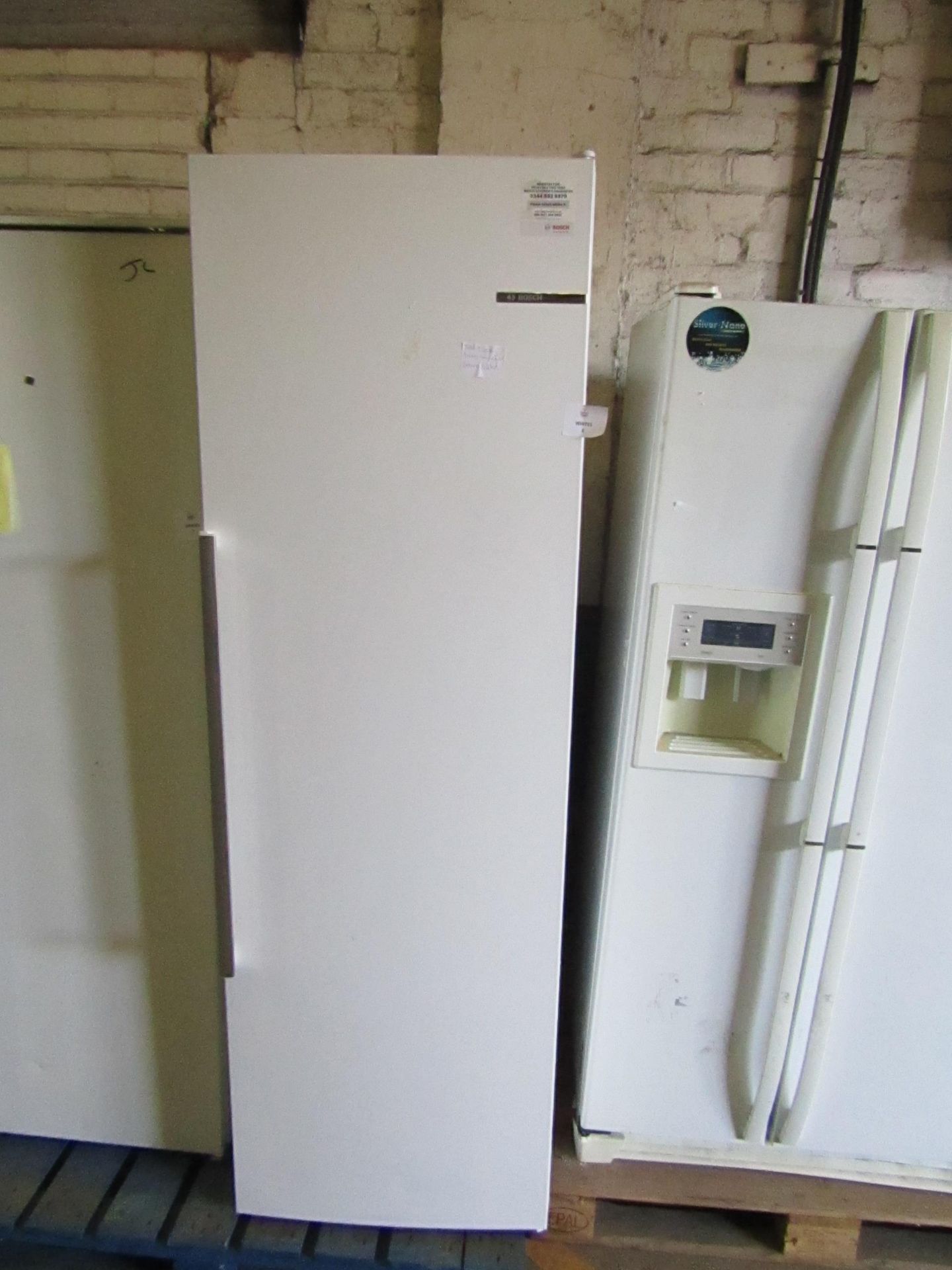 Bosch - Free-Standing Tall Fridge - Item Powers On But Does Not Get Cold.