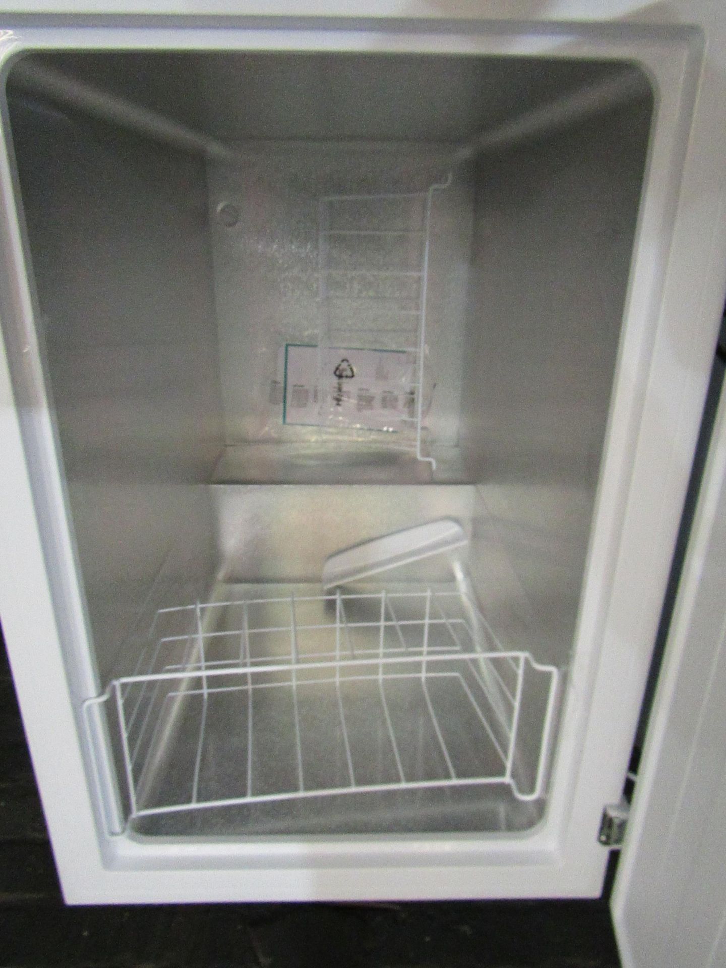 Hisense chest freezer, tested working for coldness and has a handle inside - Image 2 of 2