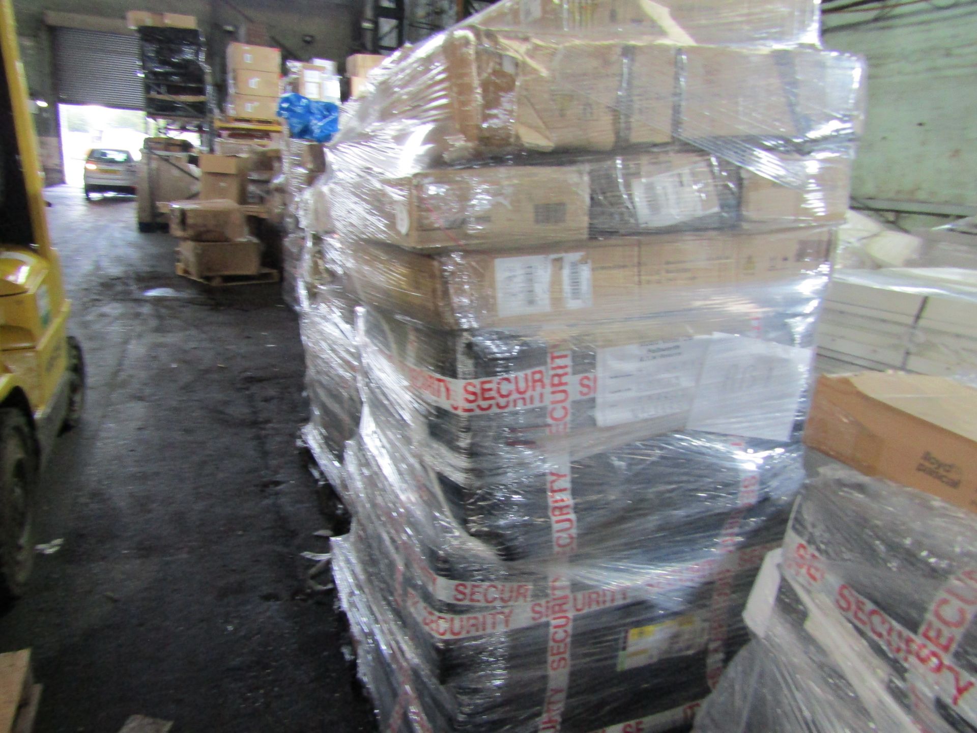 1 Pallet of Mixed Raw Customer returns/undelivered furniture items from Lloyd Pascal. Items may