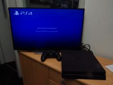 Playstation 4 500Gb games console, powers on and goes to the connect controller screen, comes with