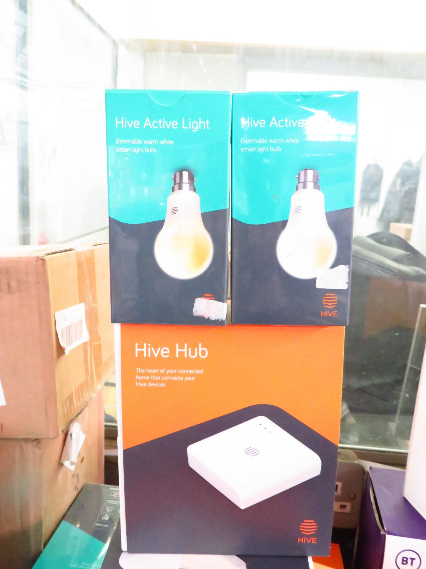 Hive smart lighting set, includes a Hive Hub and 2 Smart Bulbs both boxed