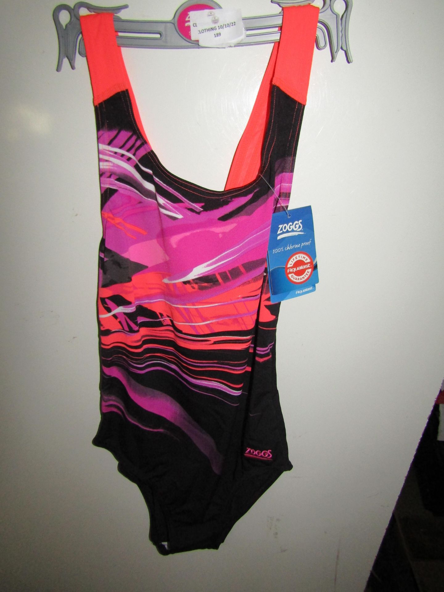 1 X Zoggs Ladies Swimming Costume Size 8 New & Packaged ( See Image For Design )