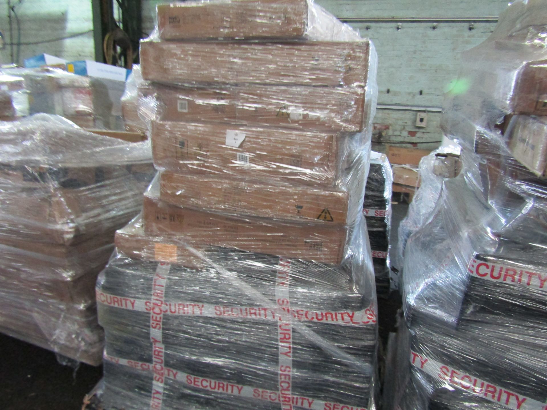 1 Pallet of Mixed Raw Customer returns/undelivered furniture items from Lloyd Pascal. Items may