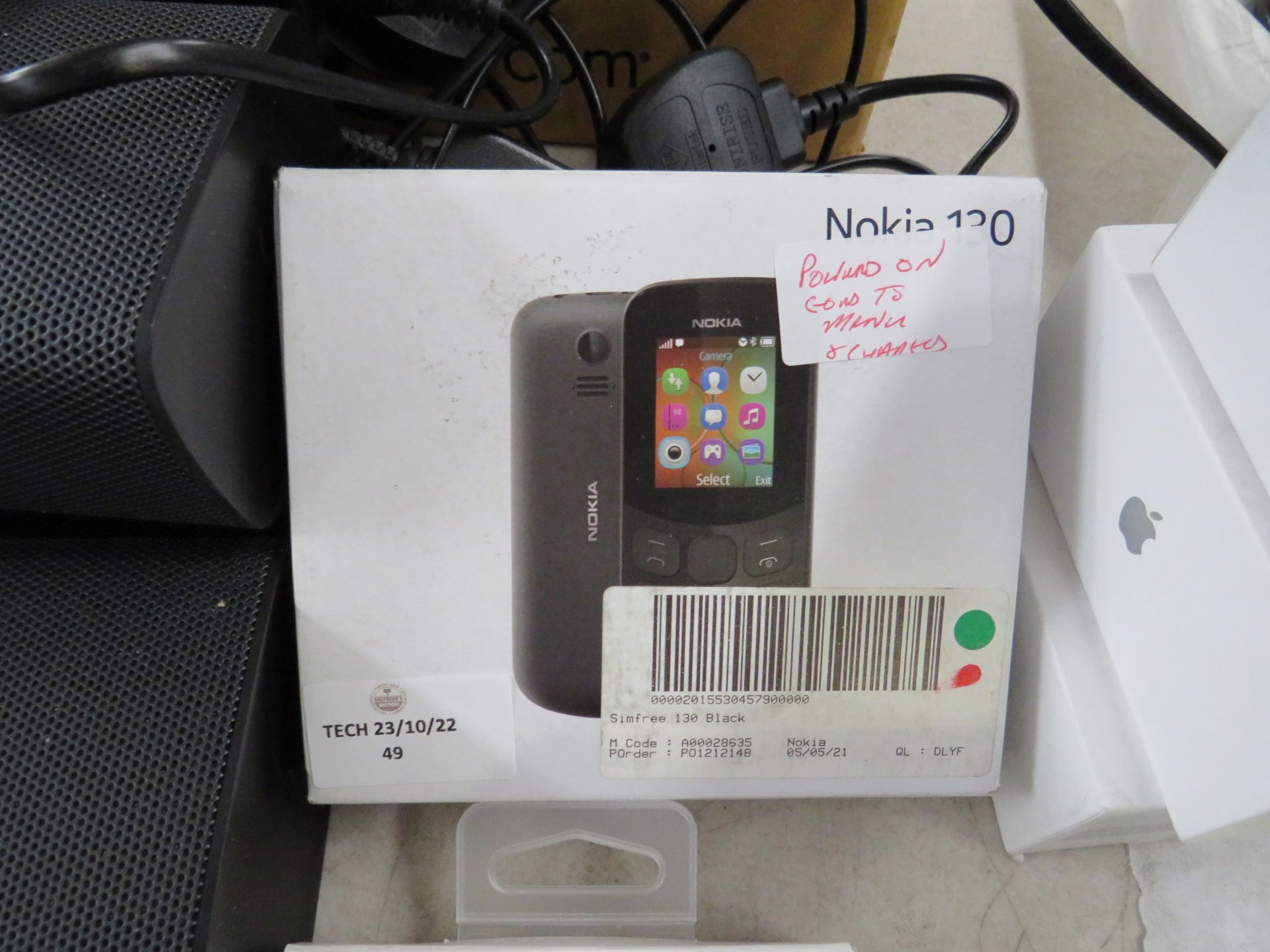 Nokia 130 Black Sim Free Phone powers on and to to menu in orginal packaging