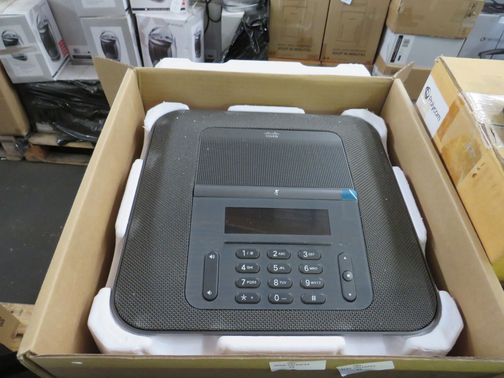 Cisco IP Conferrence Phone m code CP-8832-3PC boxed unchecked