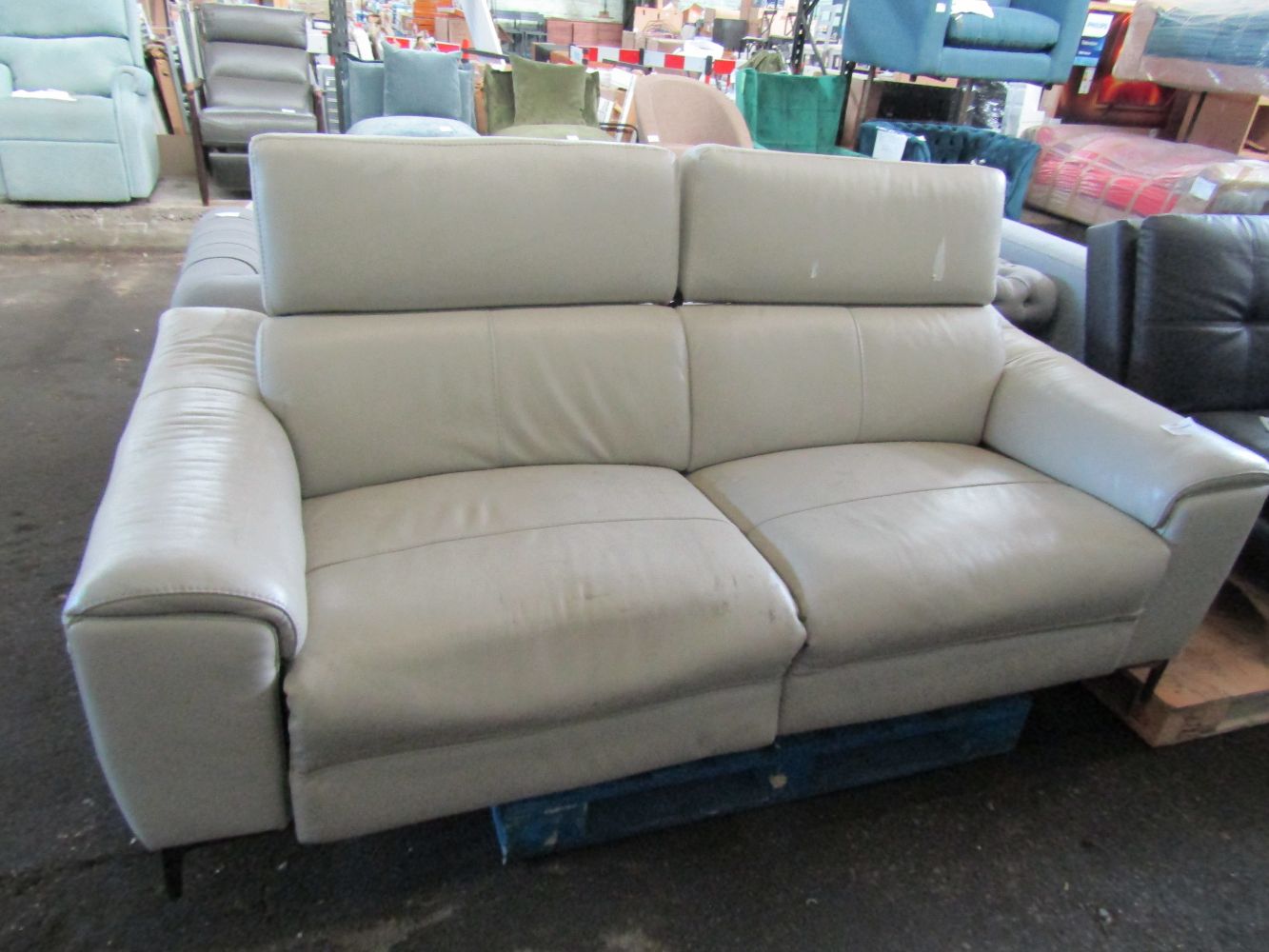 Branded Furniture Auction with Up to 95% off Retail prices from HSL, Swoon, Costco and more!!!