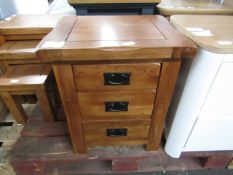 Oak Furnitureland Original Rustic Solid Oak 3 Drawer Bedside Table RRP Â£219.99 (PLT OAK-APM-A-3198)