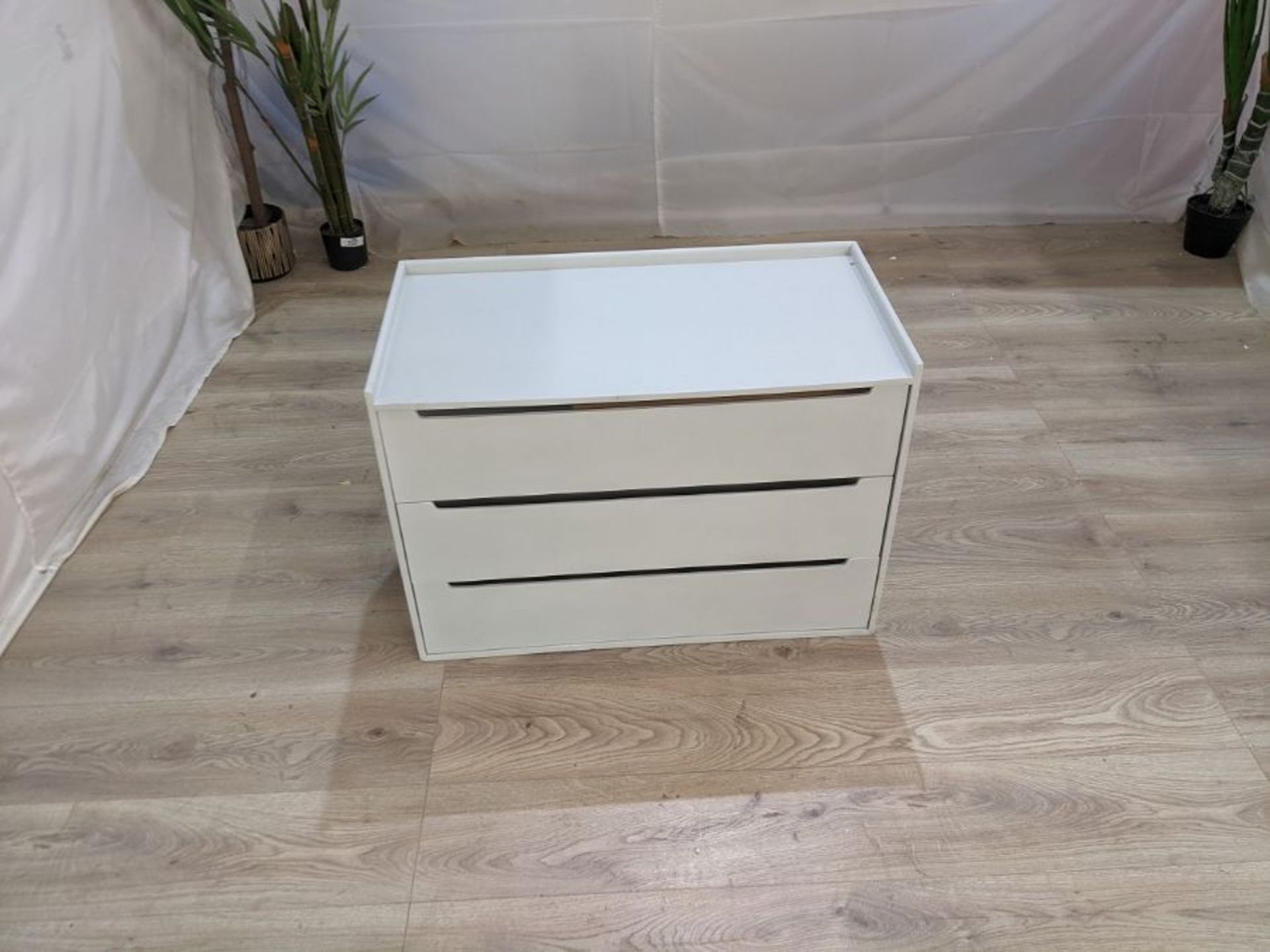 Swoon Jupiter Chest Of Drawers in Light Grey RRP £329.00 (SKU SWO-AP-jupiterchestthredrlightgre-