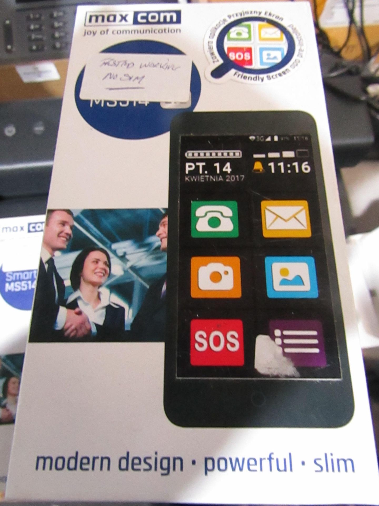 MaxCom Smart MS514 LTE Phone in original box powers on needs sim