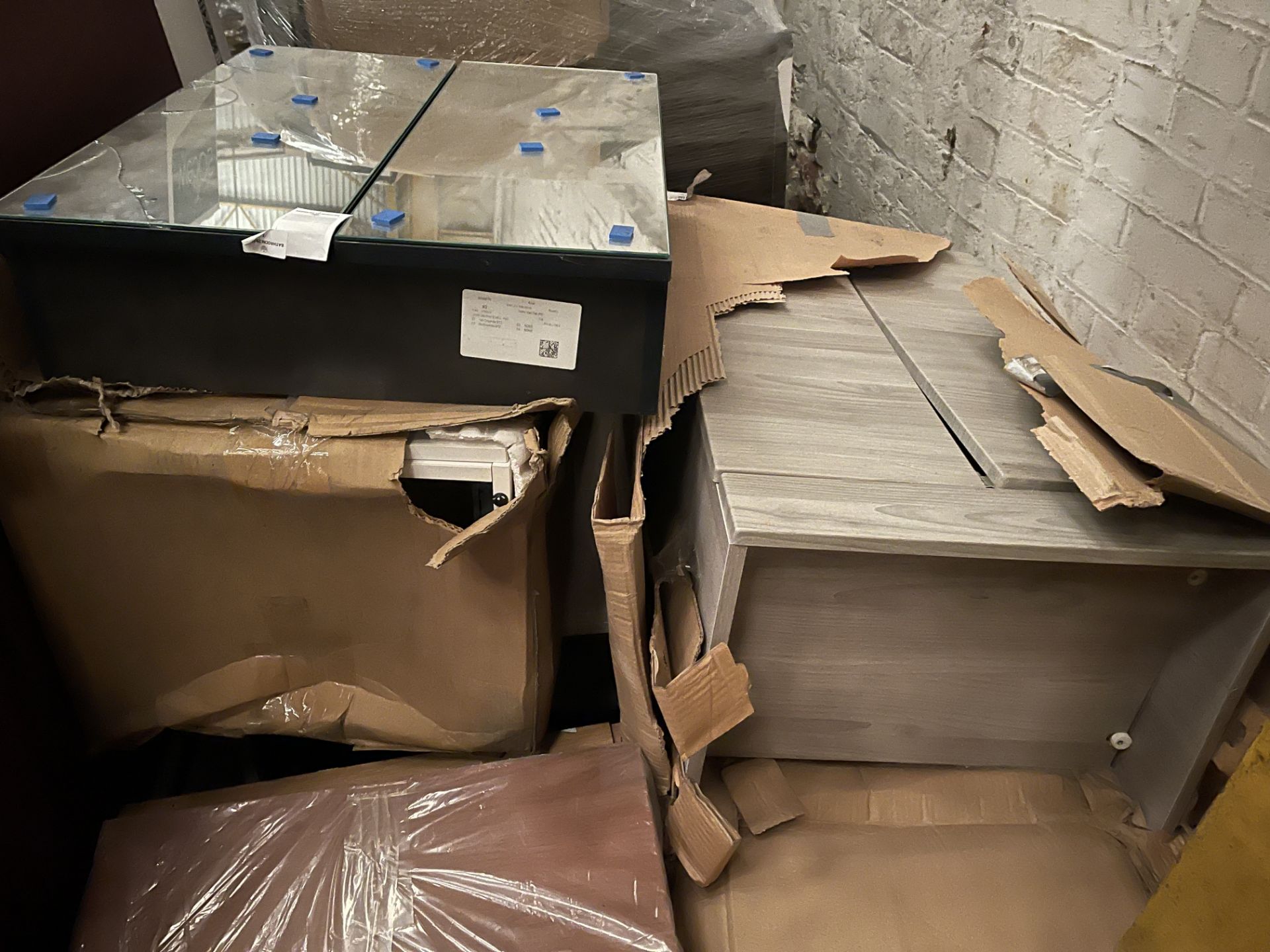 1 Pallet of approx various Mixed Bathroom & Sink Cabinets. all unchecked see image - Image 2 of 2