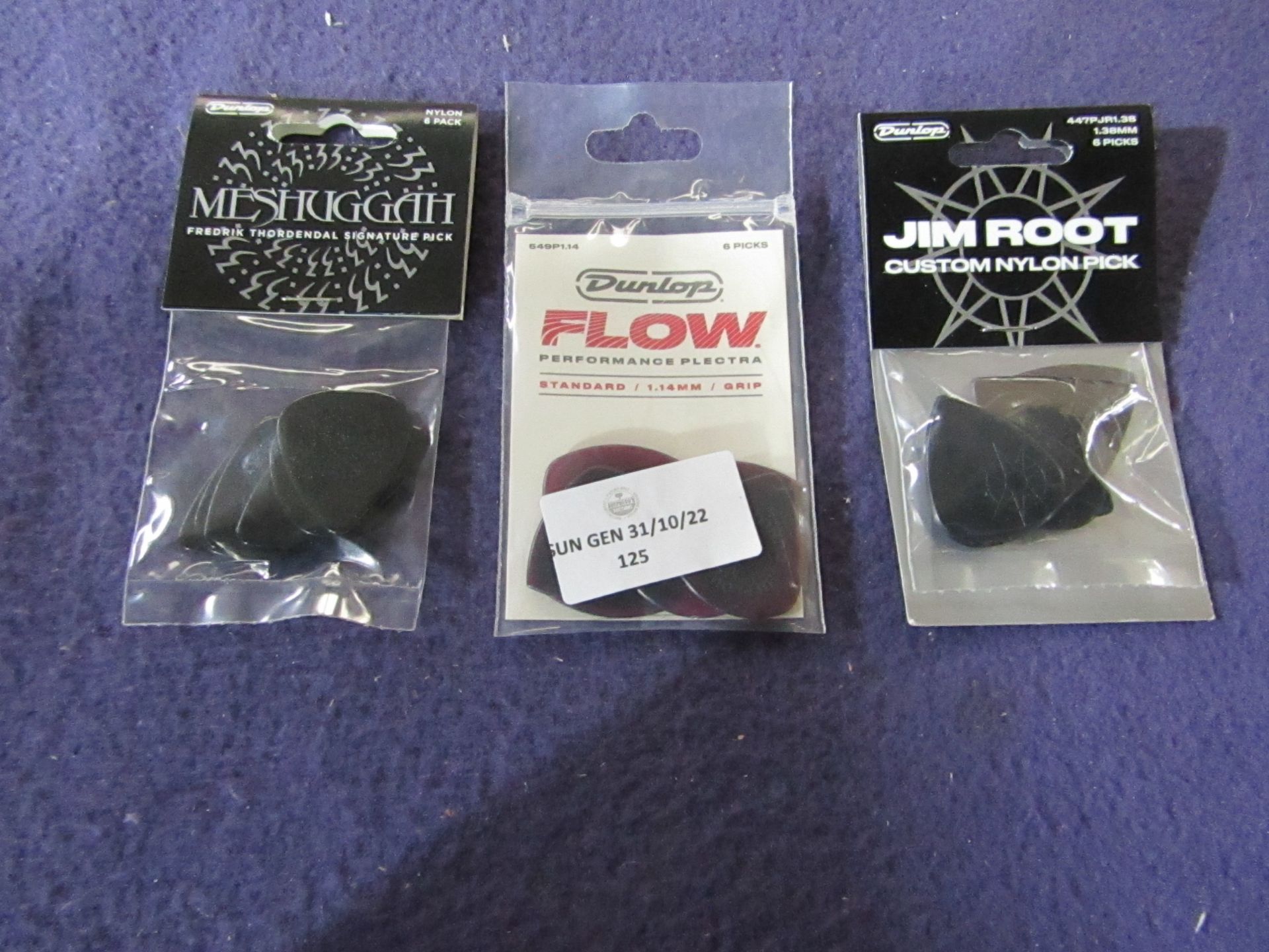 7x Dunlop - Set of 6 Guitar Picks - ( Picked At Random From Our Assorted Selection ) - Unused &