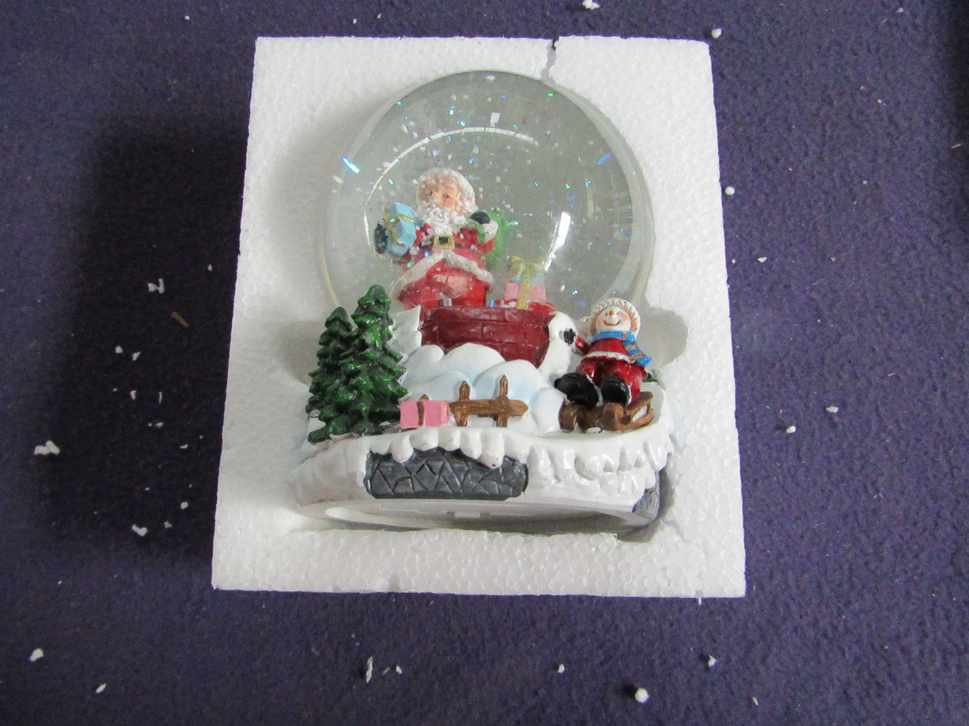Celebright - LED Christmas Musical Snowglobe - Unchecked & Boxed.