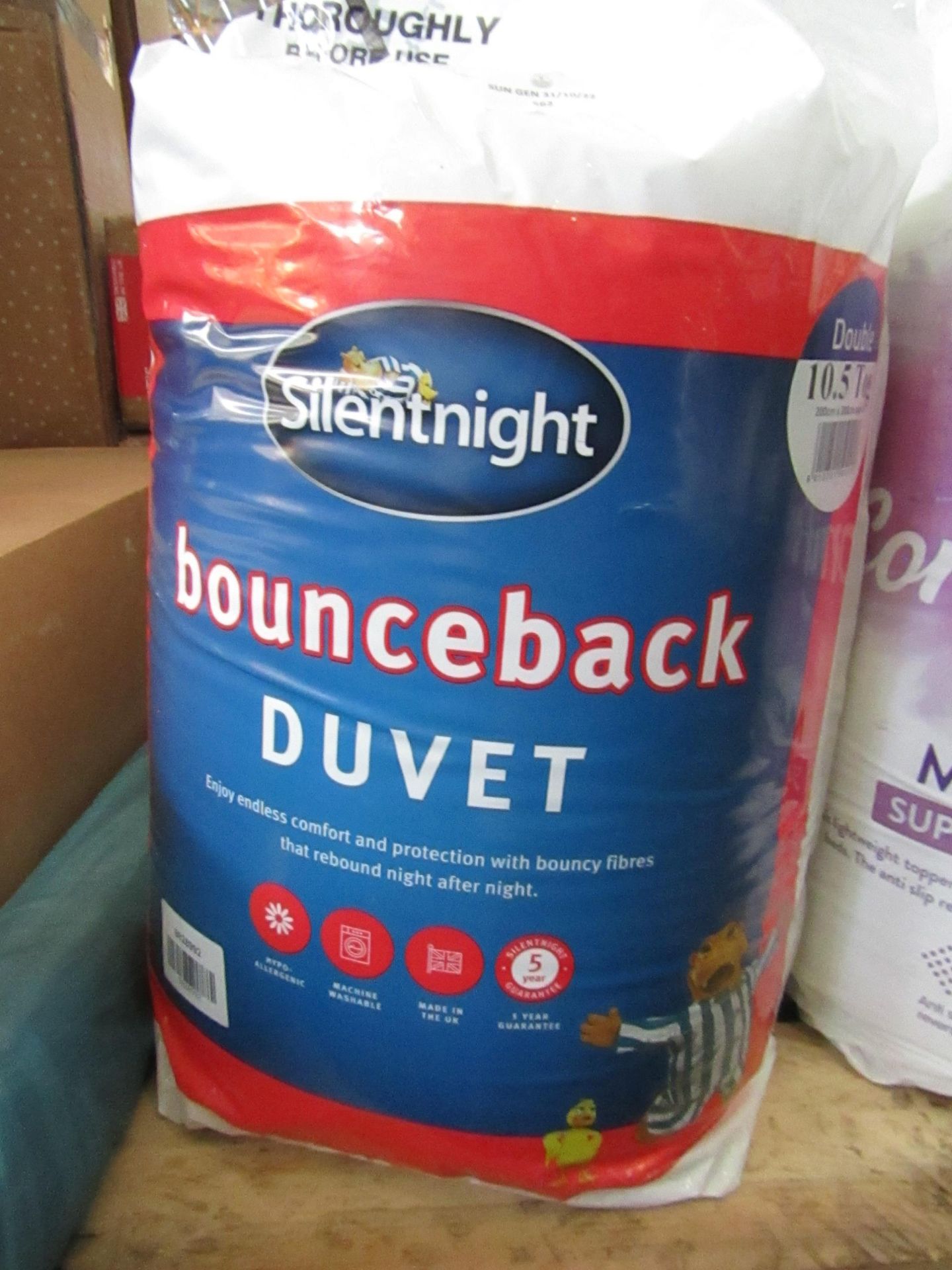 Silentnight - 10.5 Tog Bounceback Duvet - Double - Unchecked & Packaged.