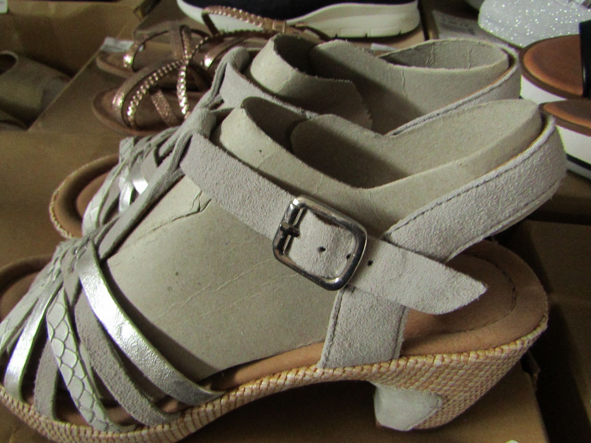 Gabor Wedged Sandal Size 5.5 New & Boxed