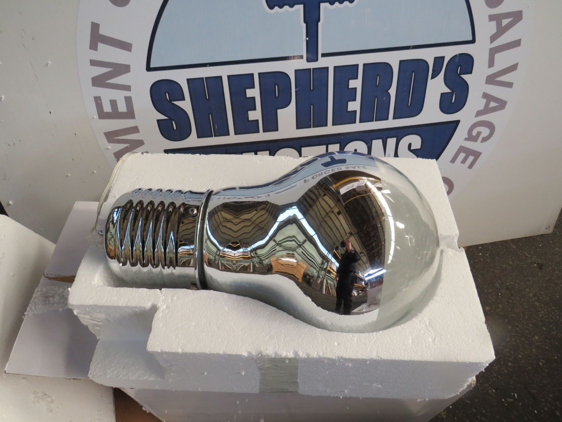 Searchlight PENDANT METAL & GLASS - CHROME 1LT HUGE BULB RRP £55.00 This lot contains unsorted raw - Image 2 of 3