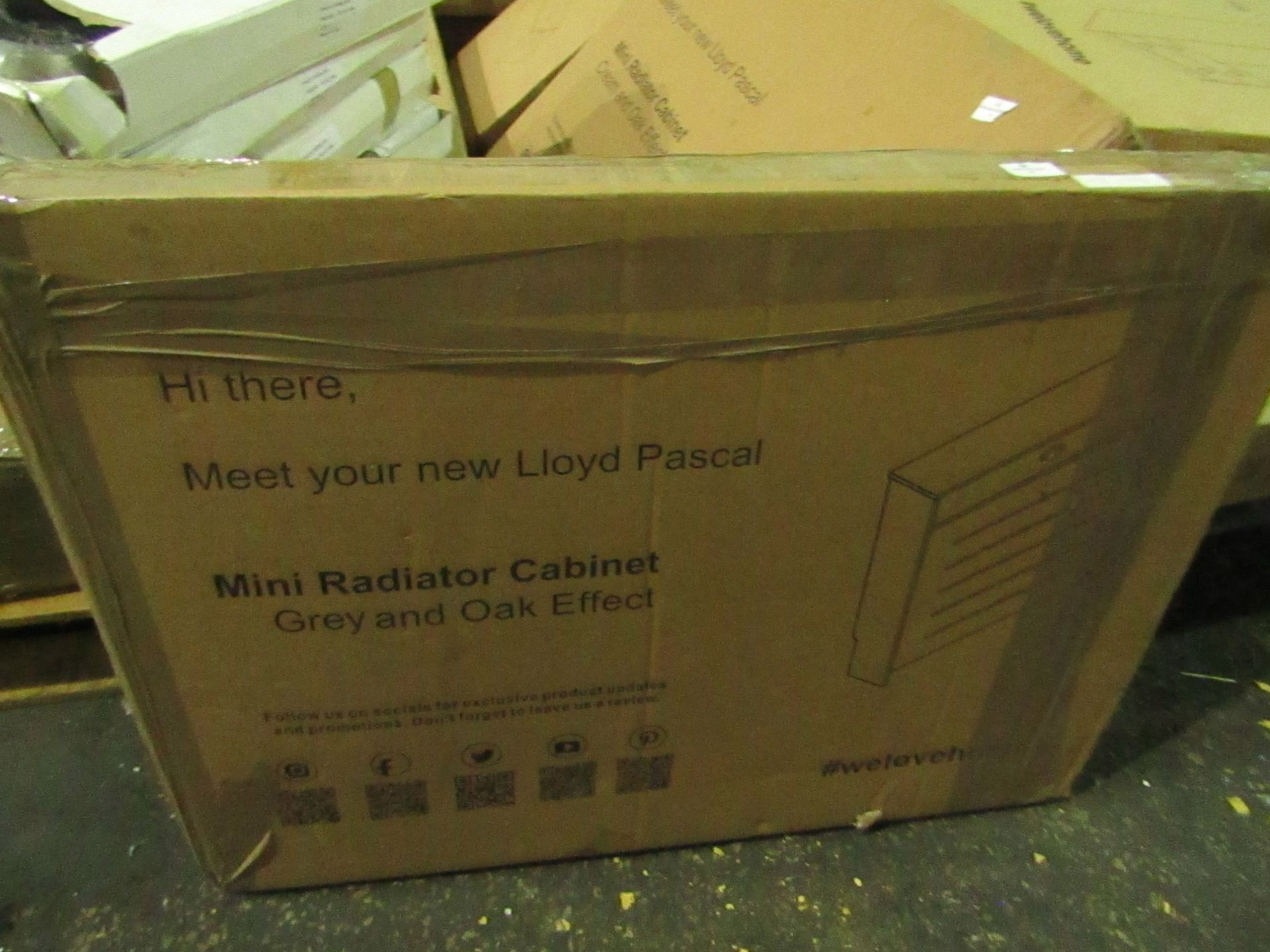 Lloyd Pascal Grey & Oak effect Mini radiator Cover. RRP £99 boxed unchecked - Image 2 of 2