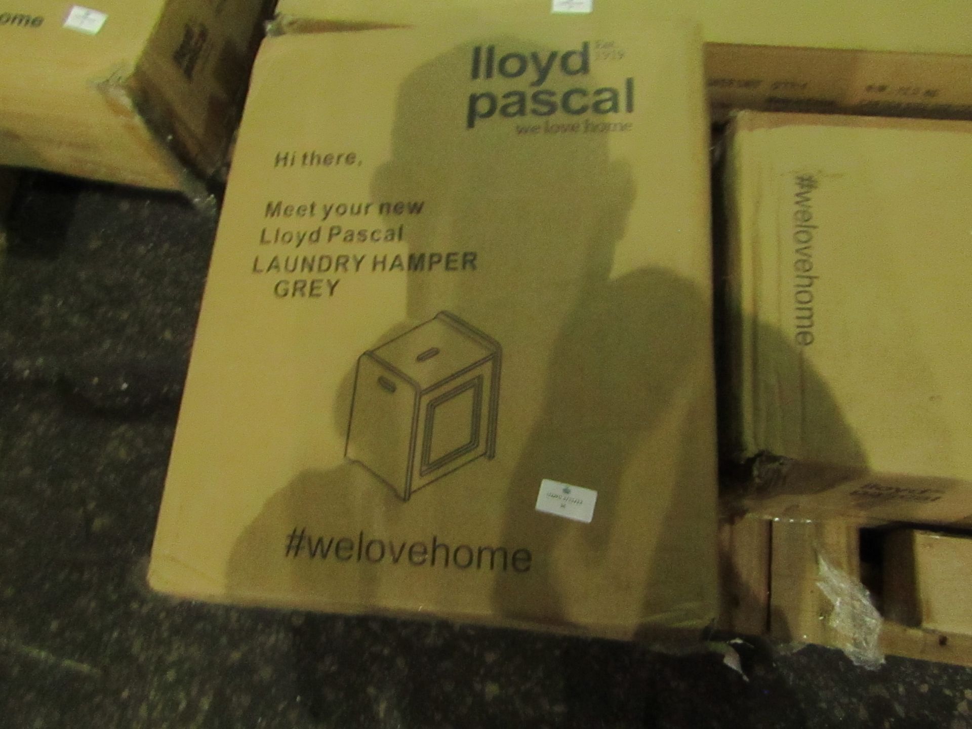 Lloyd Pascal Laundry Hamper in Grey. RRP £25. Boxed & unchecked - Image 2 of 2