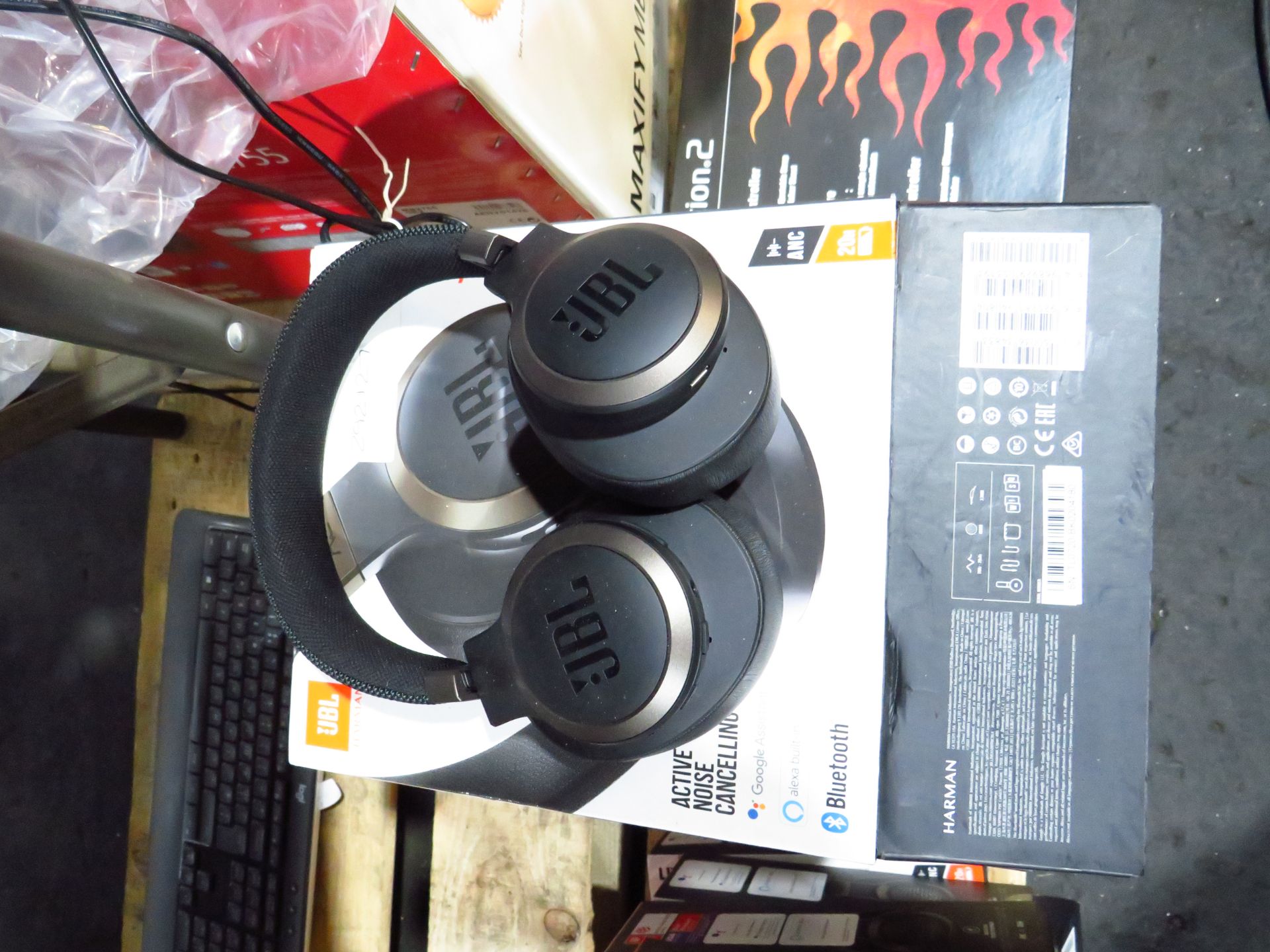 JBL Live 650BT noise cancelling headset, boxed and tested working for sound via bluetooth.