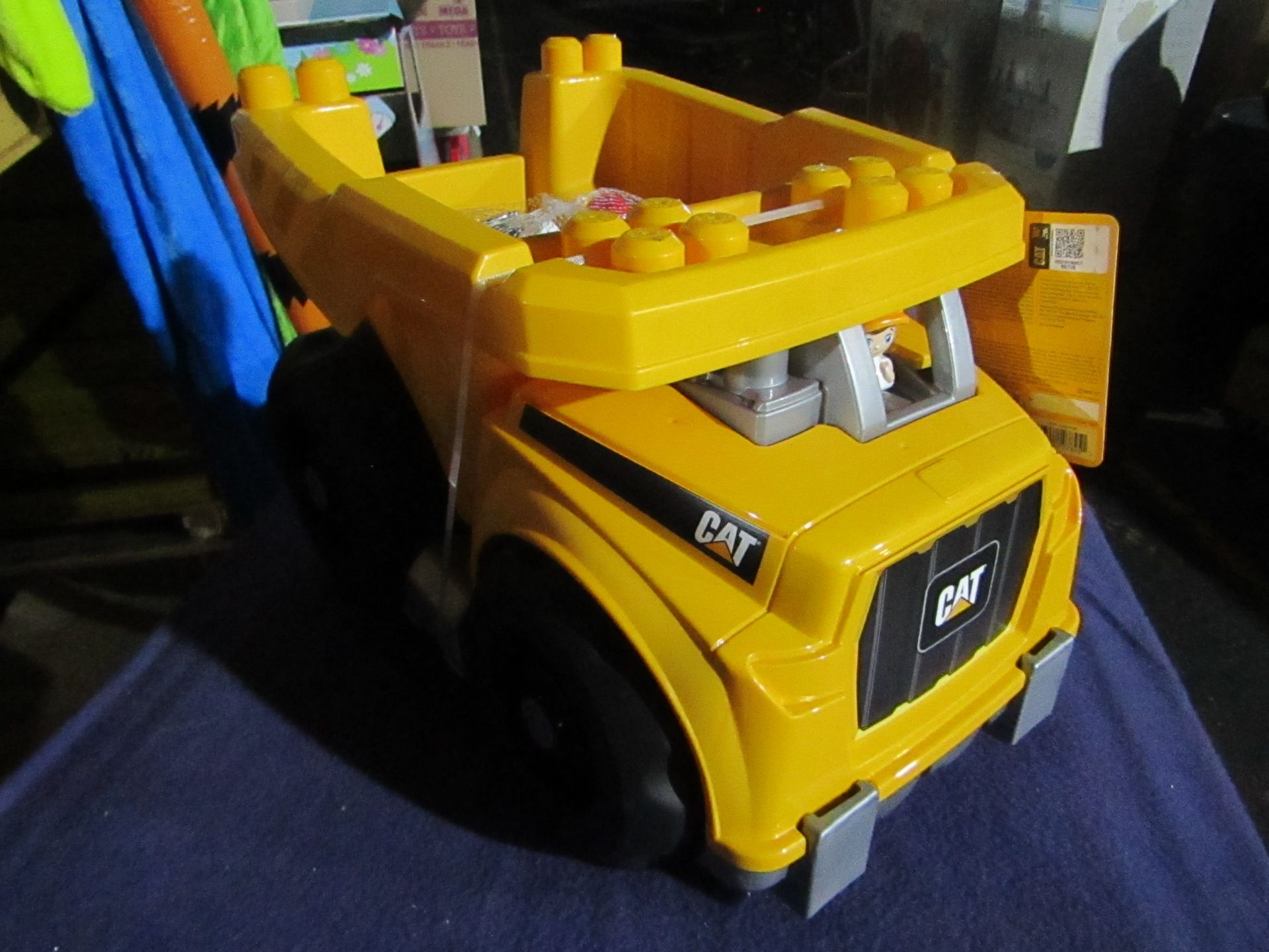 MegaBloks - Cat Dump Truck - New.