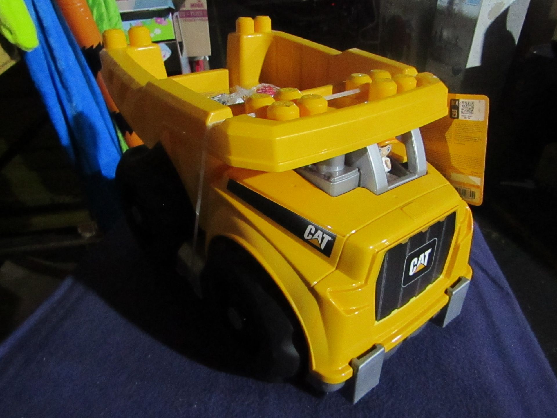 MegaBloks - Cat Dump Truck - New.