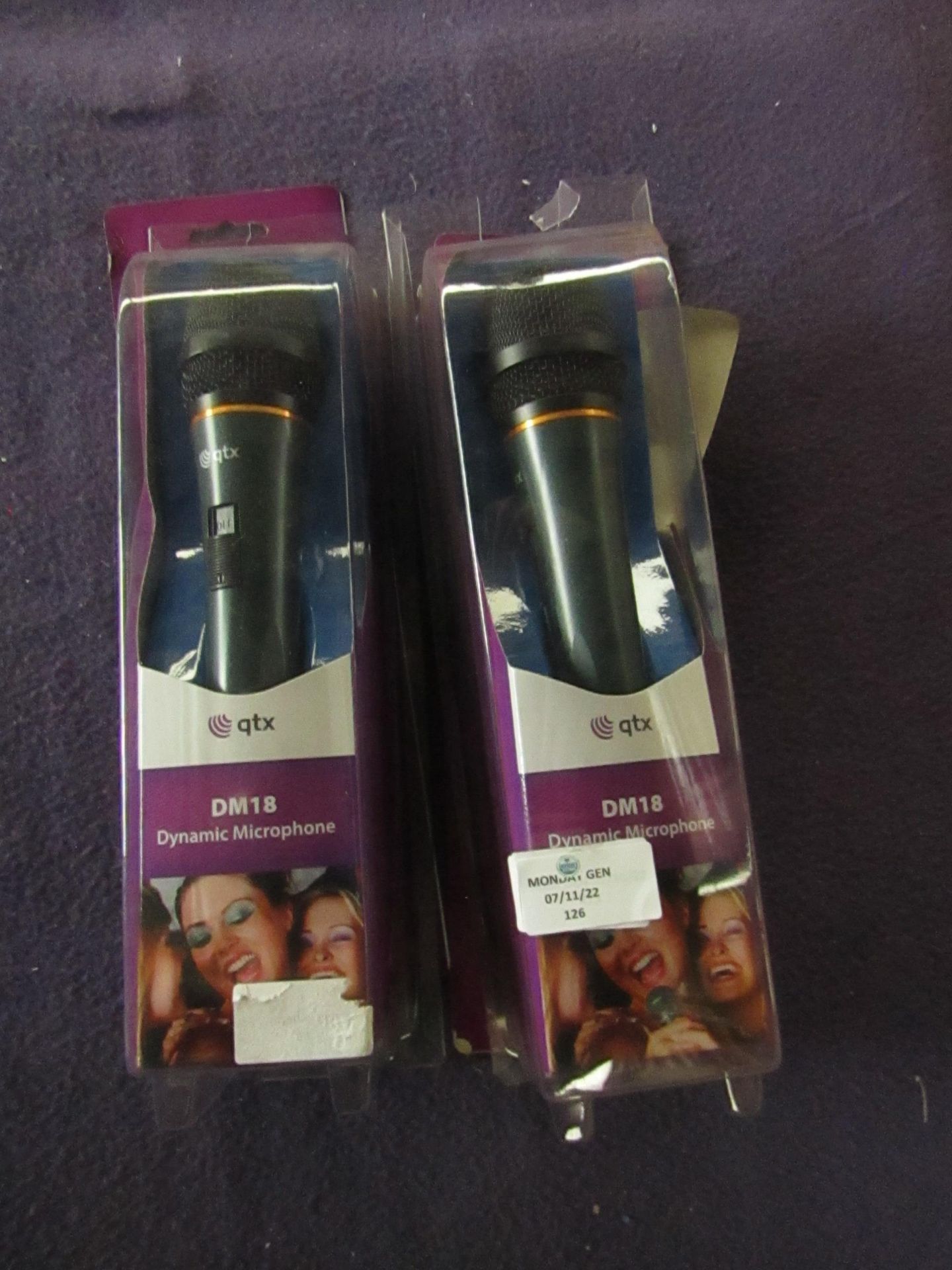 2x QTX - Dynamic Microphone ( DM18 ) - Good Condition, Packaging Damaged.