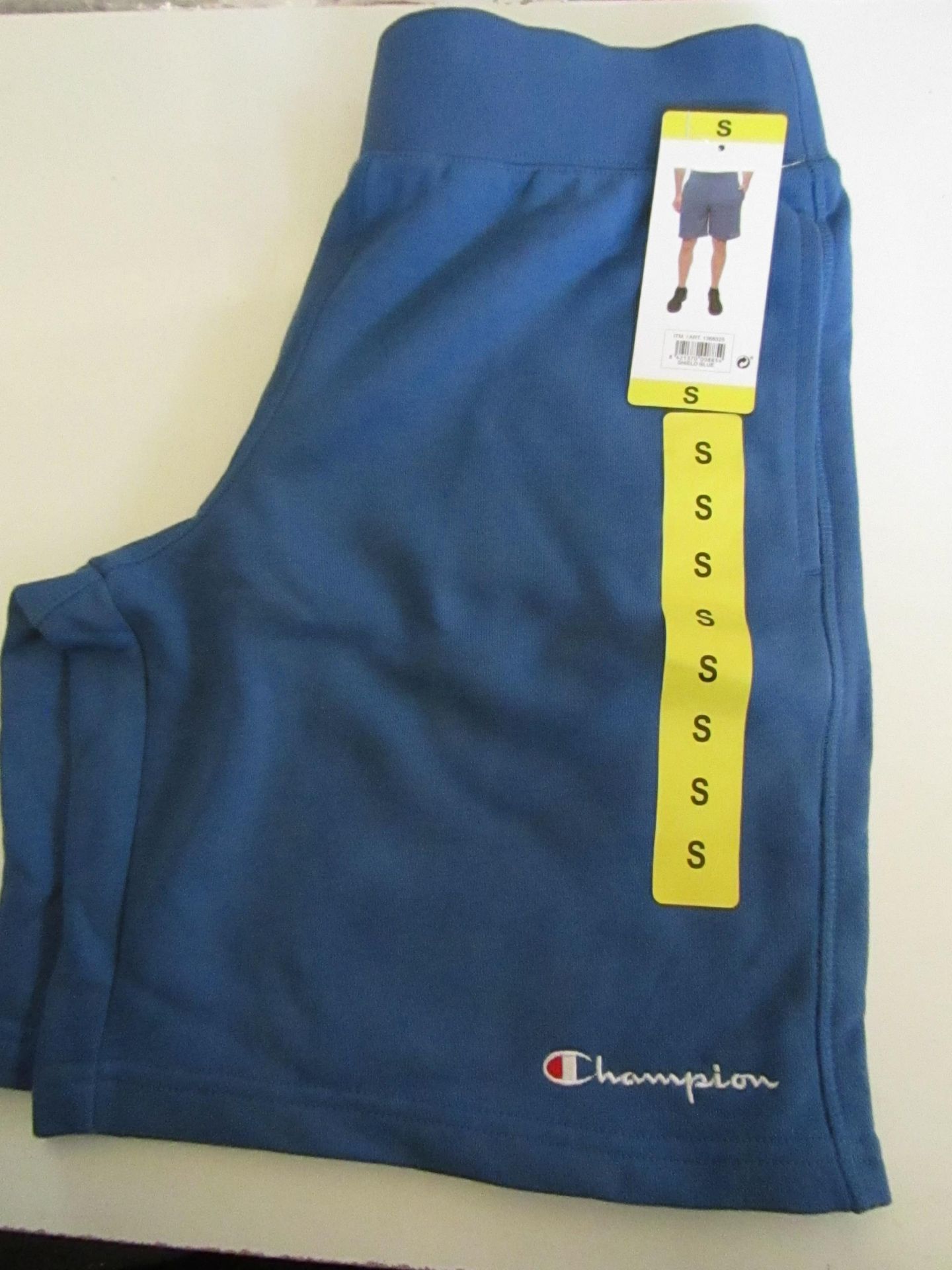 Champion - Mens Shorts Blue - Size Small - New With Tags. RRP œ34.99