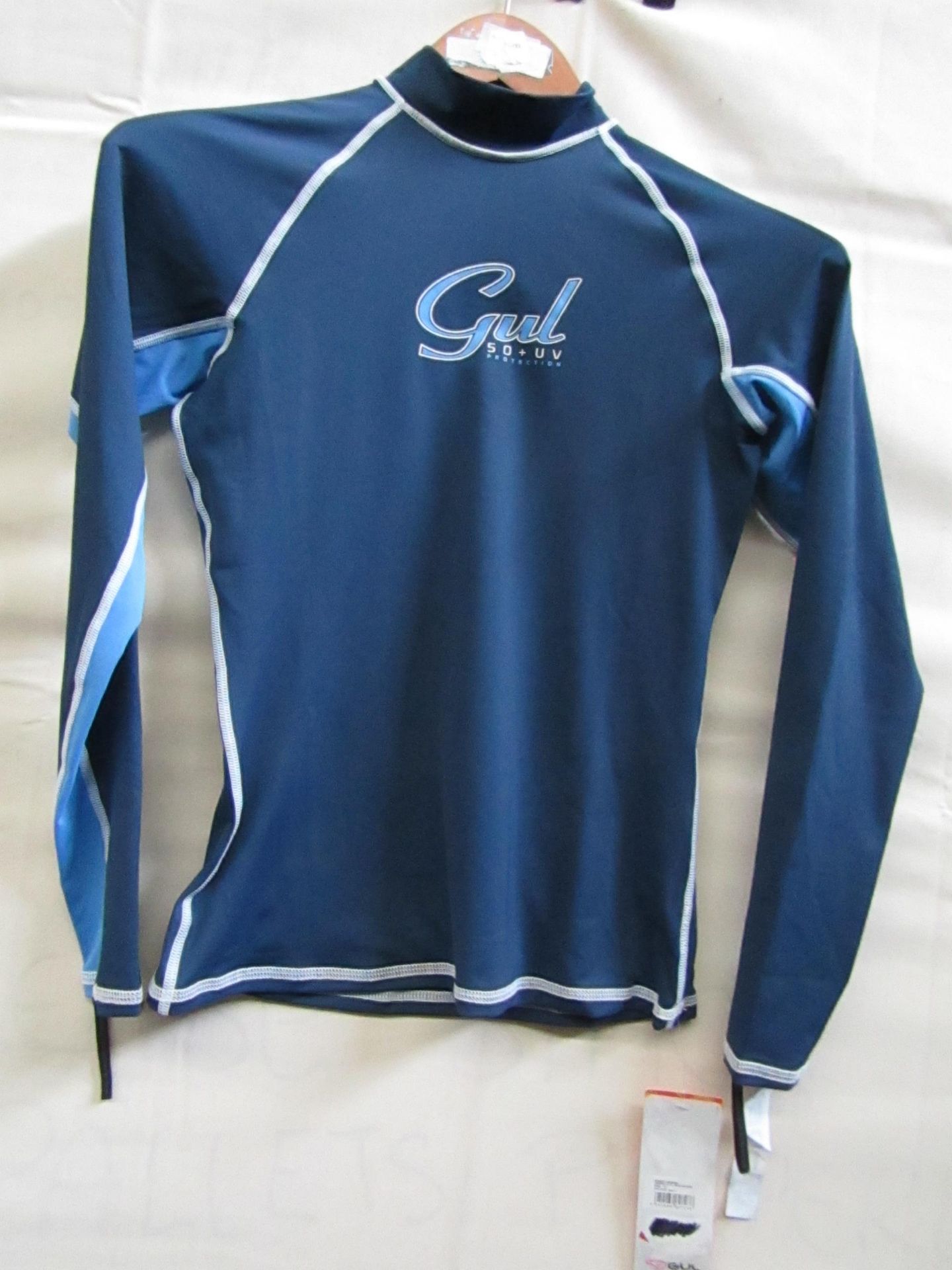 Gul Ladies rash Guard top, size 10, new