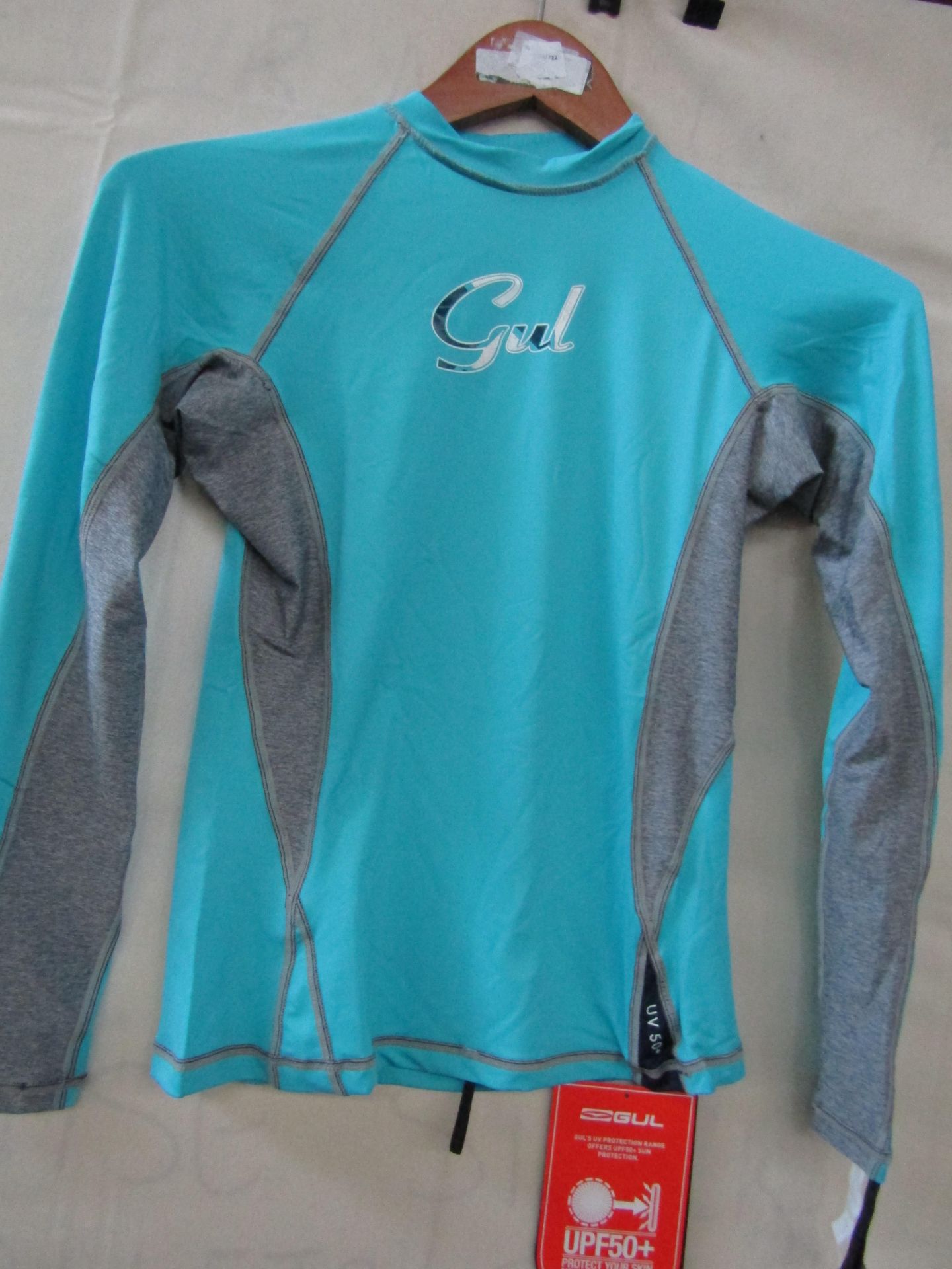 Gul Ladies rash Guard top, size 10, new