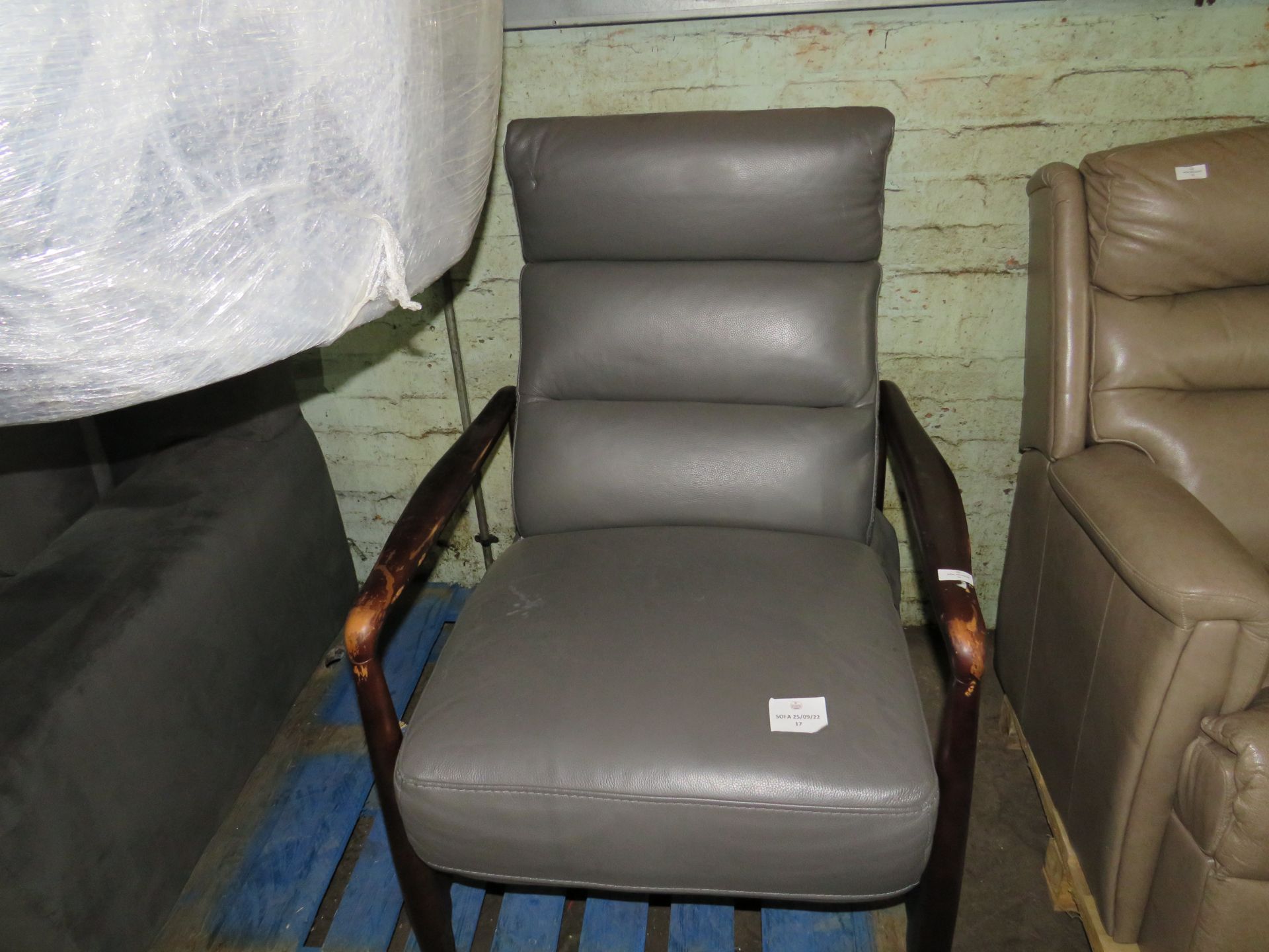 Gilman Creek Edward Reclining Grey Leather Chair, RRP?695 on ebay˜ (recline mechanism is working and