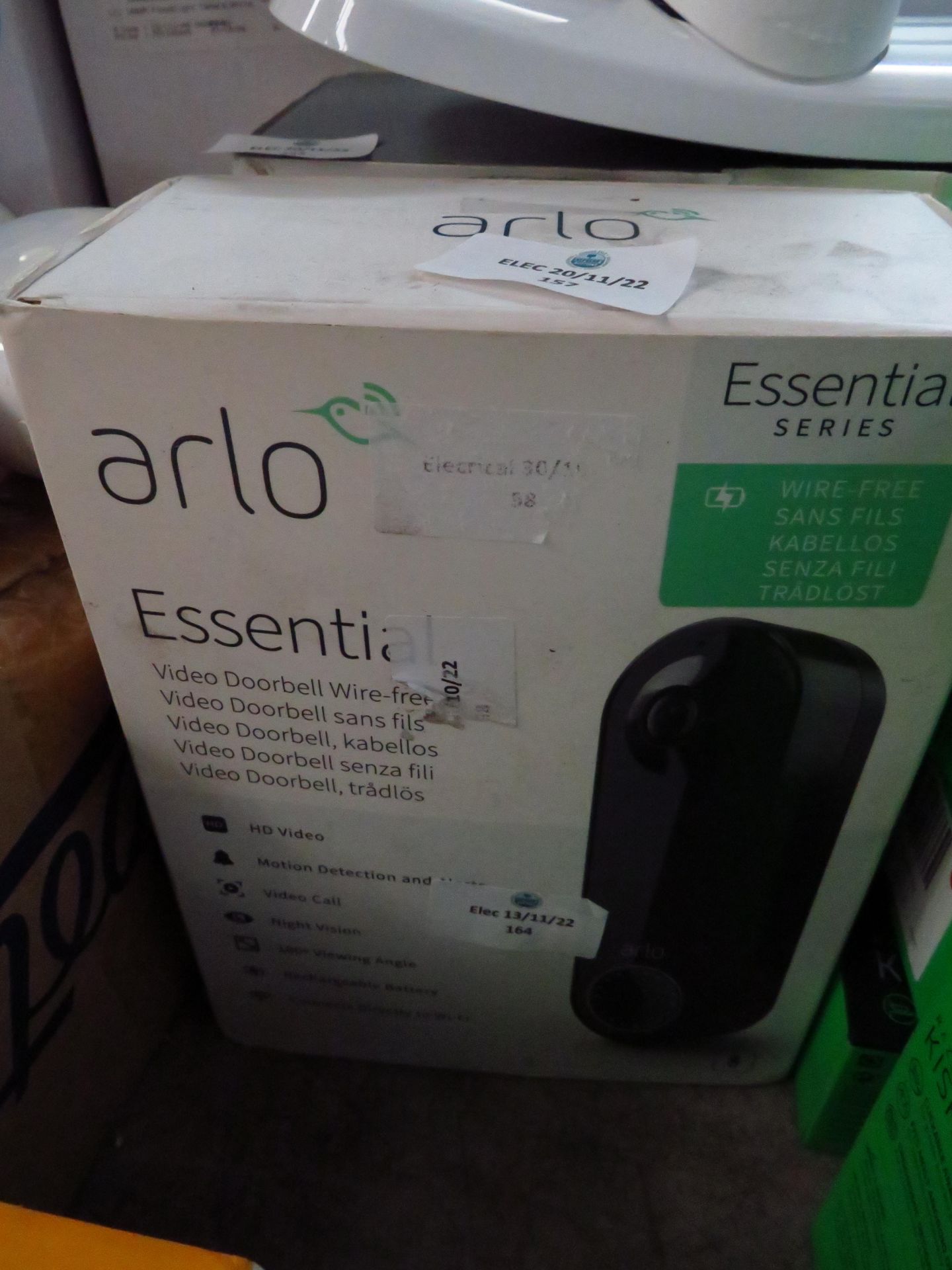 Arlo Essential video door bell wire free, uncehcked and boxed