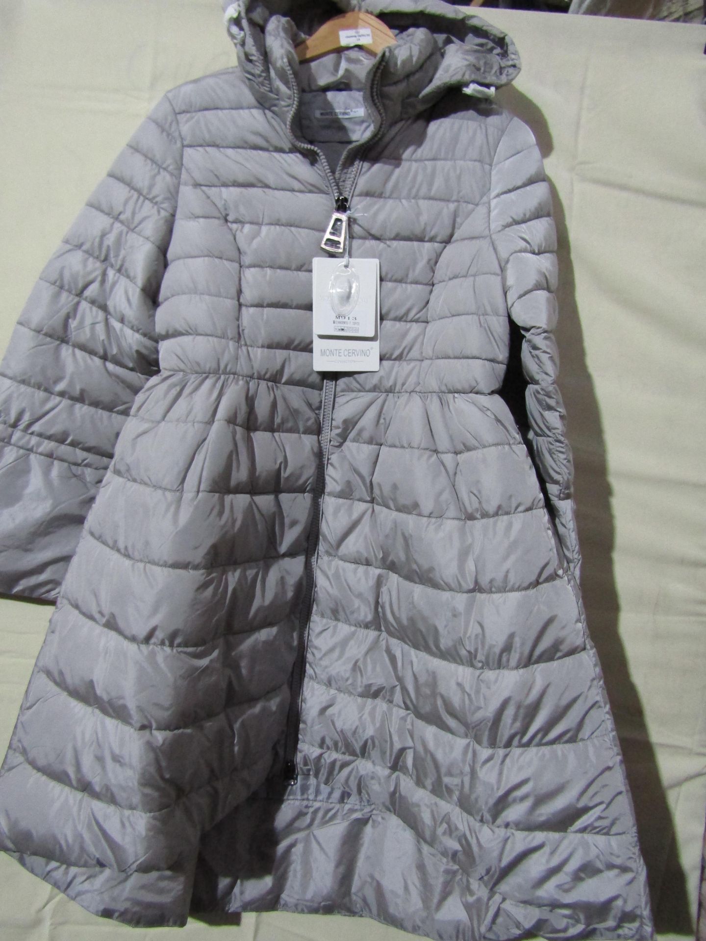 Monte Cervino Padded Coat With Hood Grey Size X/L New & Packaged