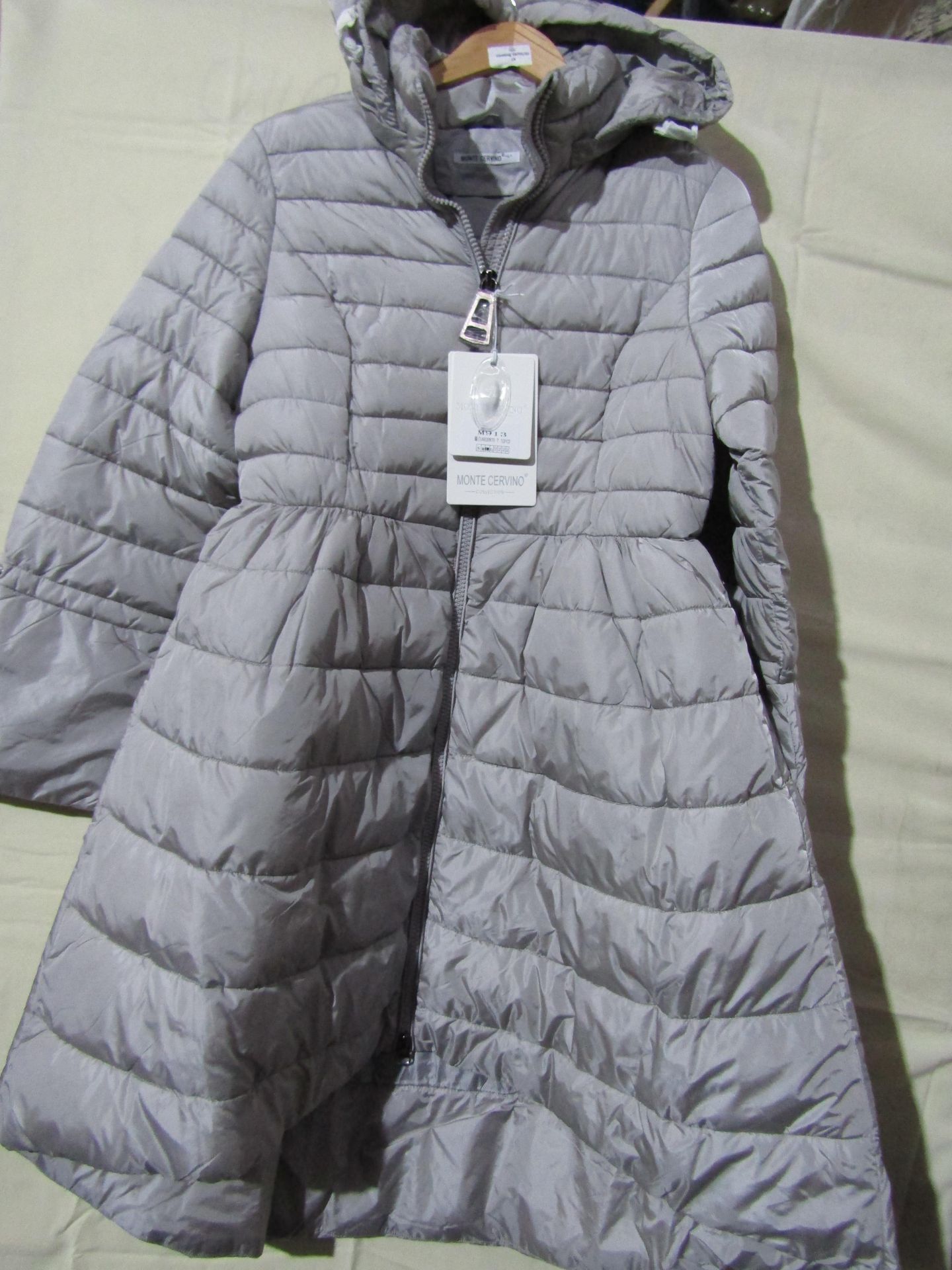 Monte Cervino Padded Coat With Hood Grey Size S New & Packaged