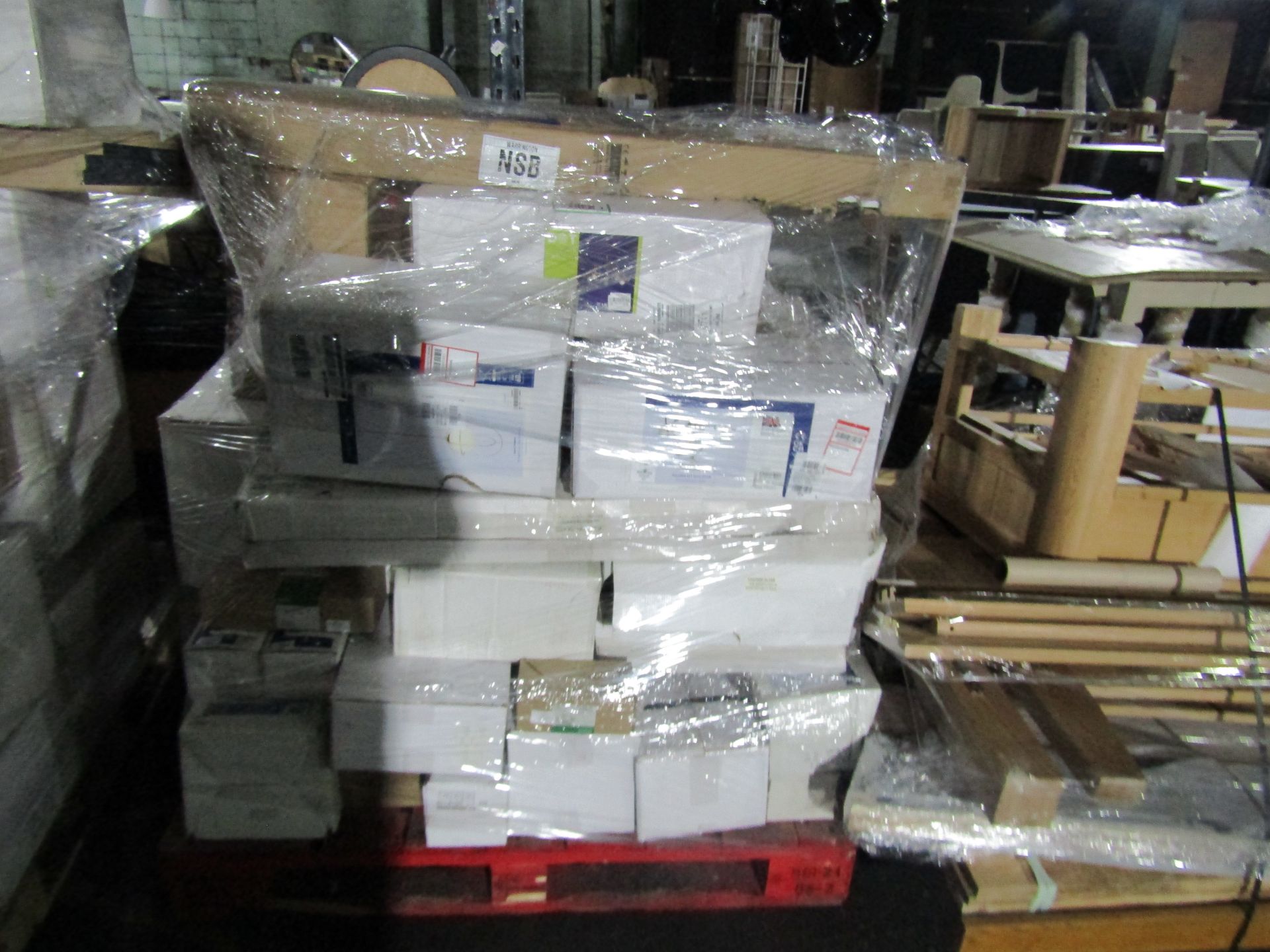 Pallet of approx 46 End of Line Lights/Lamps. Items are untested but are all boxed
