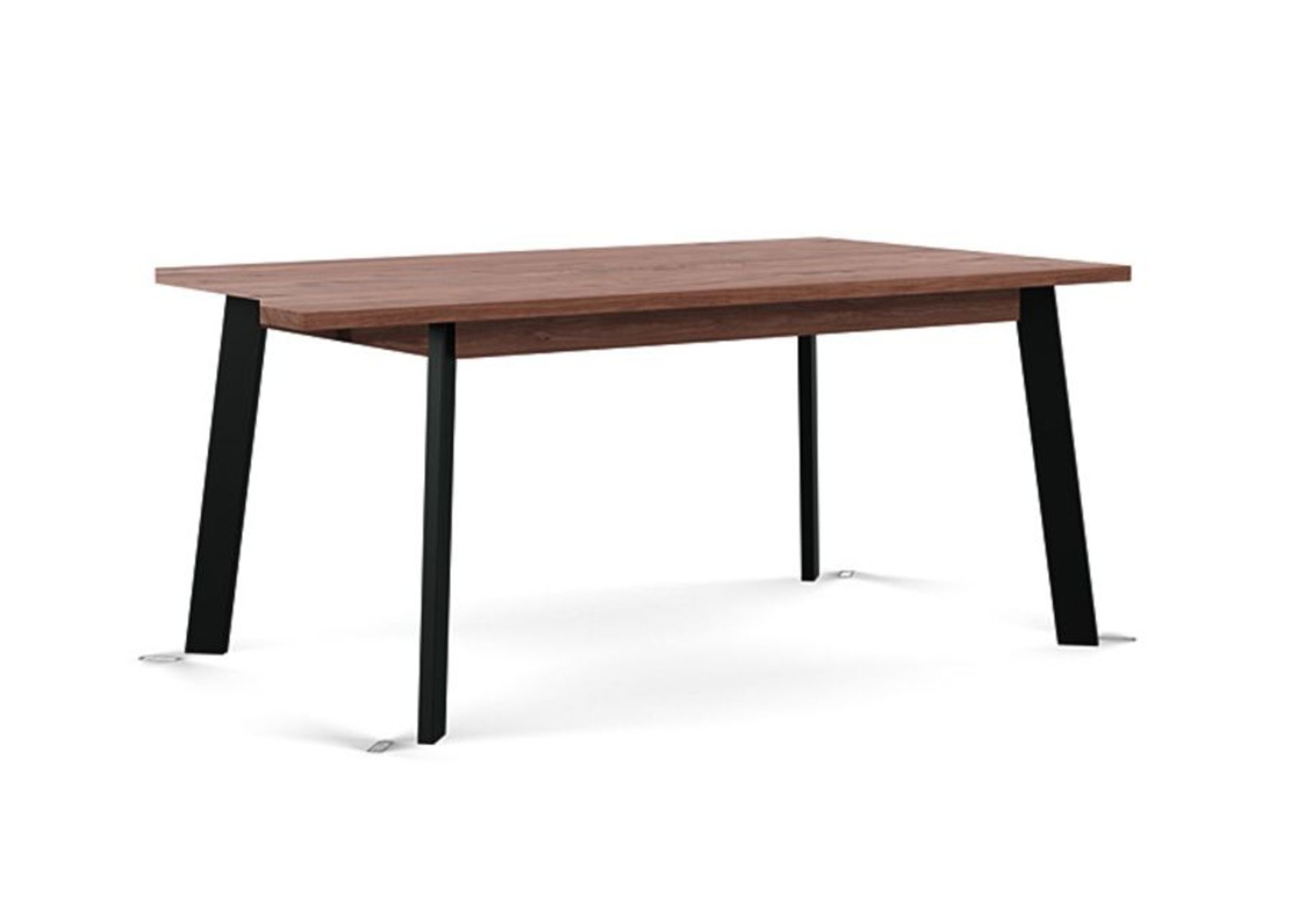 The Nova Dining Table optimises your space thanks to its integrated double butterfly mechanism to