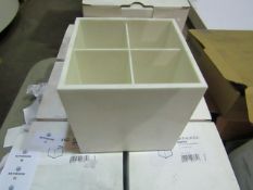 Cosmic - Bathlife 4-Compartment White Container - Good Condition & Boxed.
