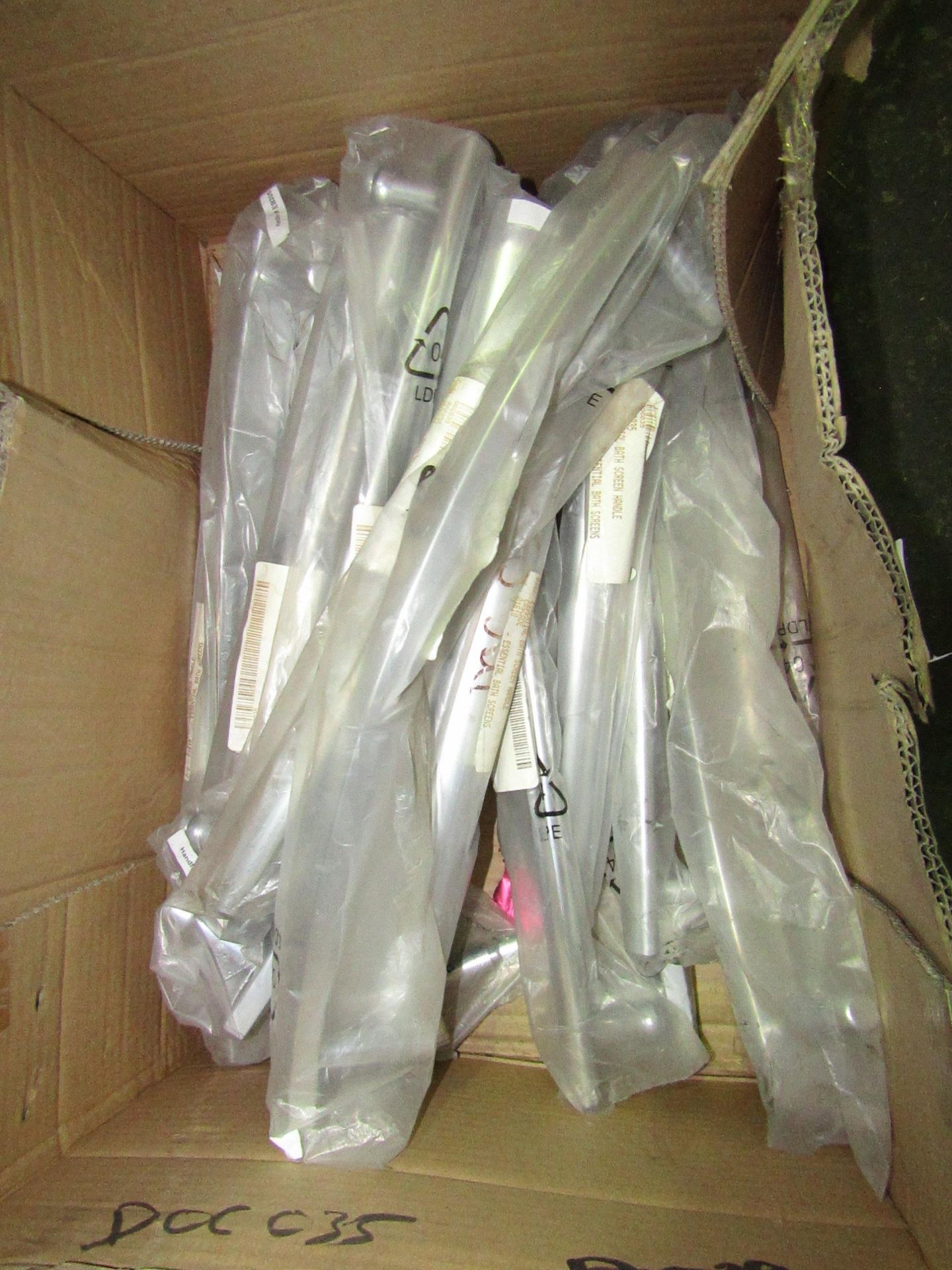 1x Box Containing Approx 12x Assorted Bath Screen Handles - All Unused.