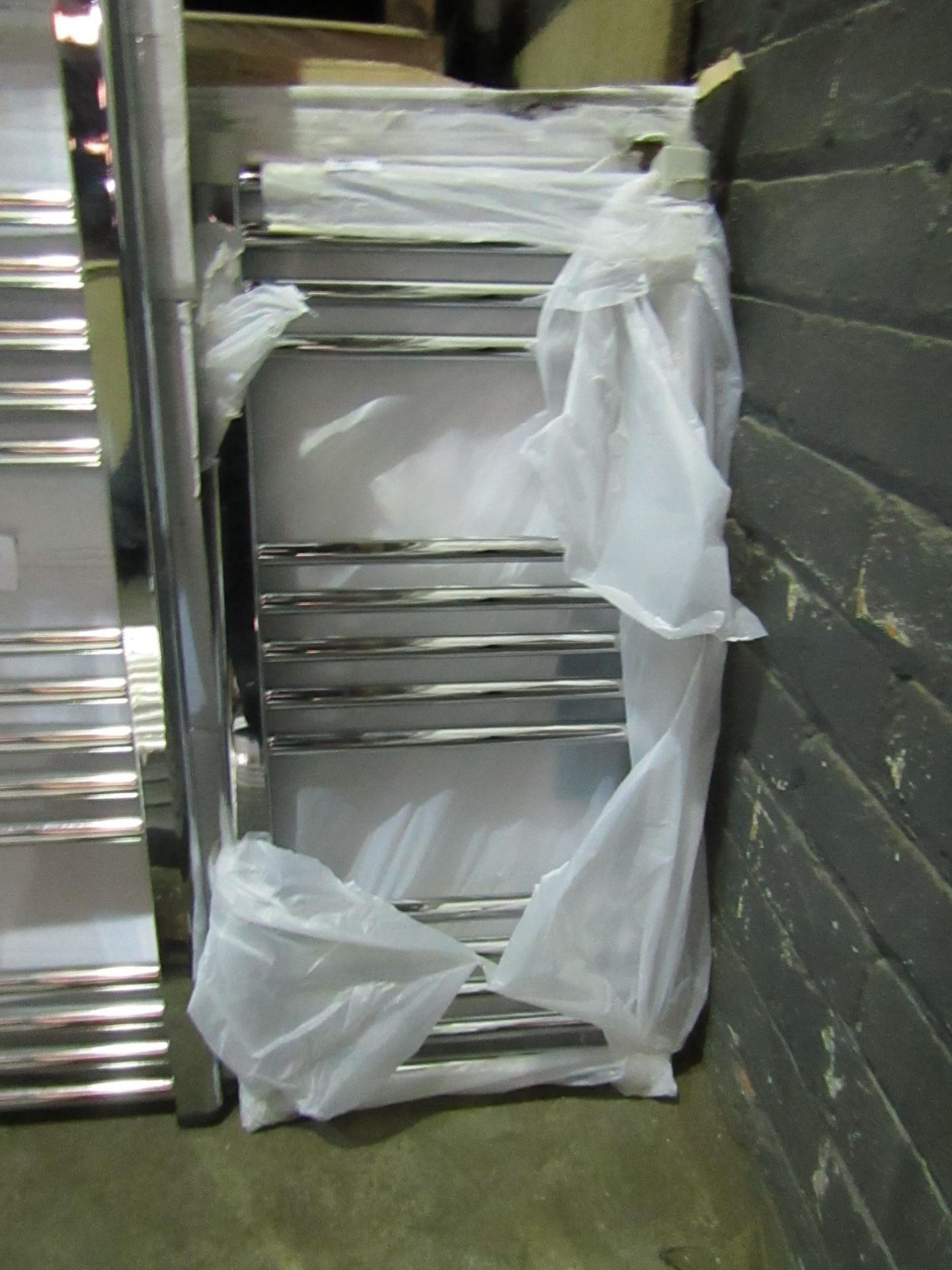 Arley Professional - Loco Chrome Straight Heated Towel Rail 500x1100mm - Unchecked For Hanging Kits,