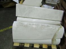 5x Assorted Full-Pedestals - No Packaging.