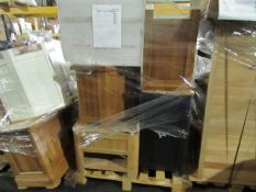 Lot 4 is for 5 Items from Oak Furnitureland total RRP £1239.95Lot includes:Oak Furnitureland