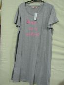 Ladies Jersey Melon Print Short Sleeve Nightie Size 8-10 New & Packaged