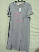 Ladies Jersey Melon Print Short Sleeve Nightie Size 16-18 New & Packaged