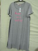 Ladies Jersey Melon Print Short Sleeve Nightie Size 16-18 New & Packaged