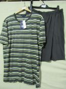 Tom Franks Mens Striped Top & Short Pyjama Set Size Large New & Packaged