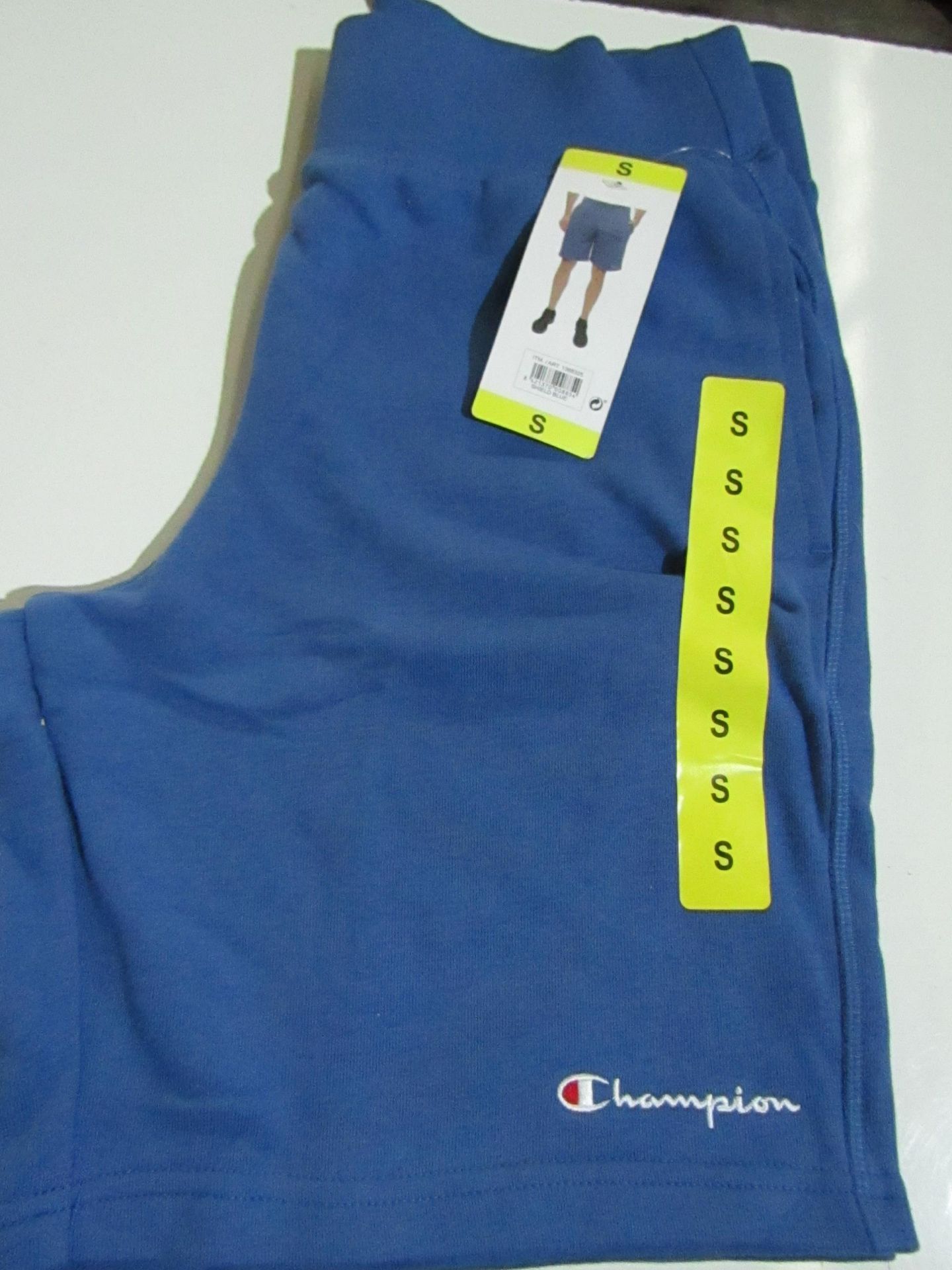Champion - Mens Shorts Blue - Size Small - New With Tags. RRP œ34.99